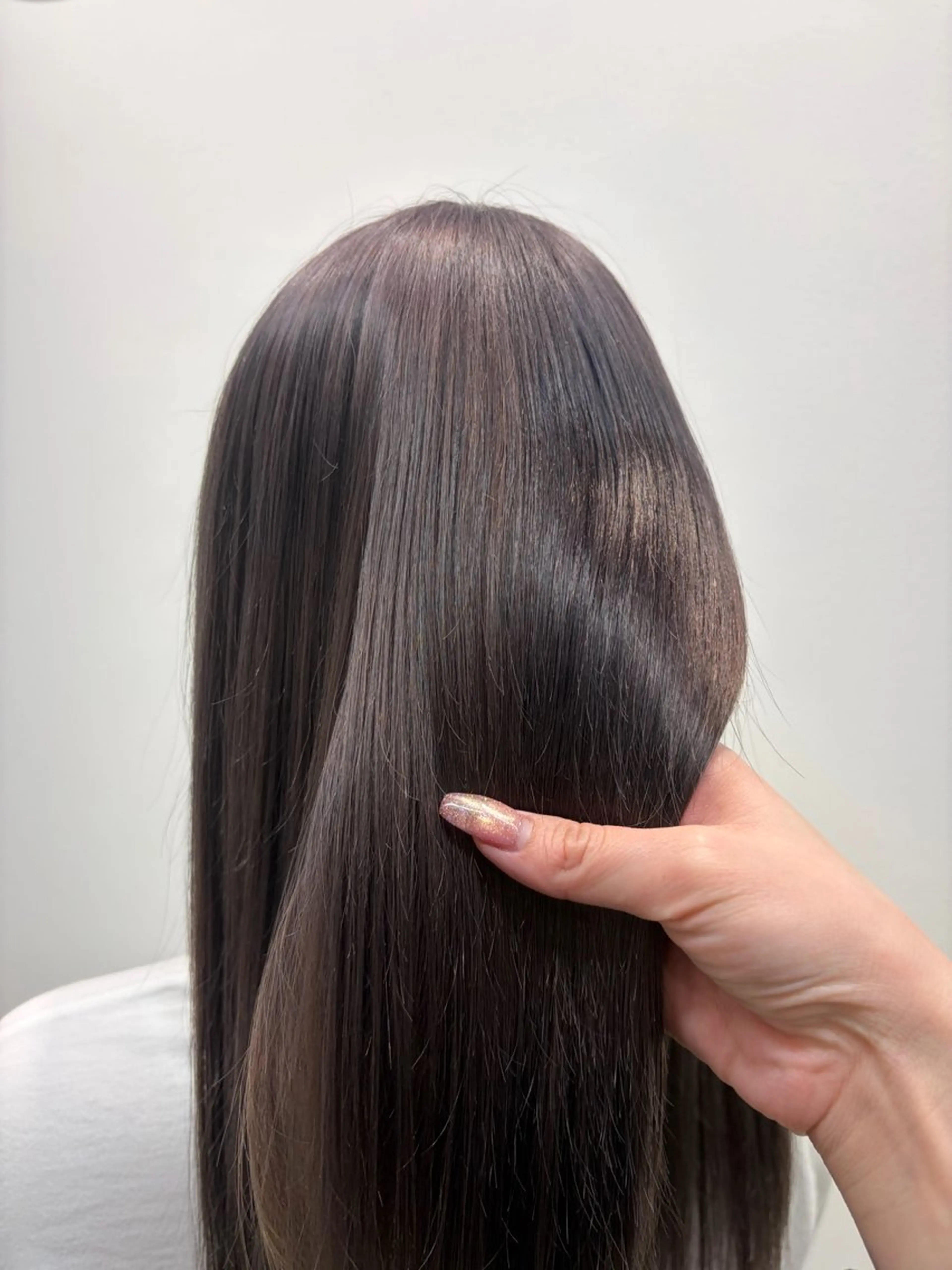 セミロング トリートメント ヘアカラー mihane fit hueのヘアスタイル