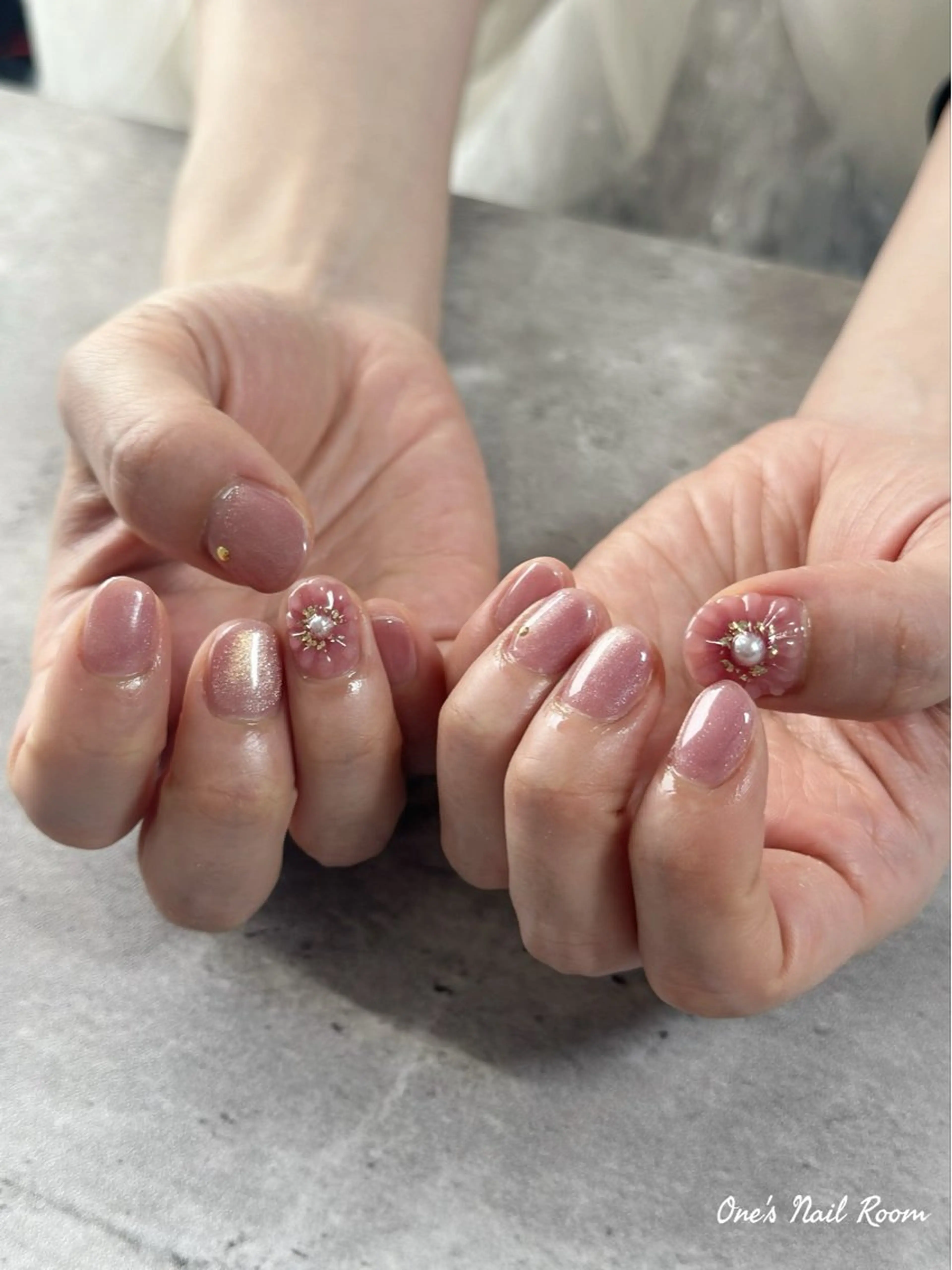 ネイル ハンドネイル One's Nail Roomのネイルデザイン