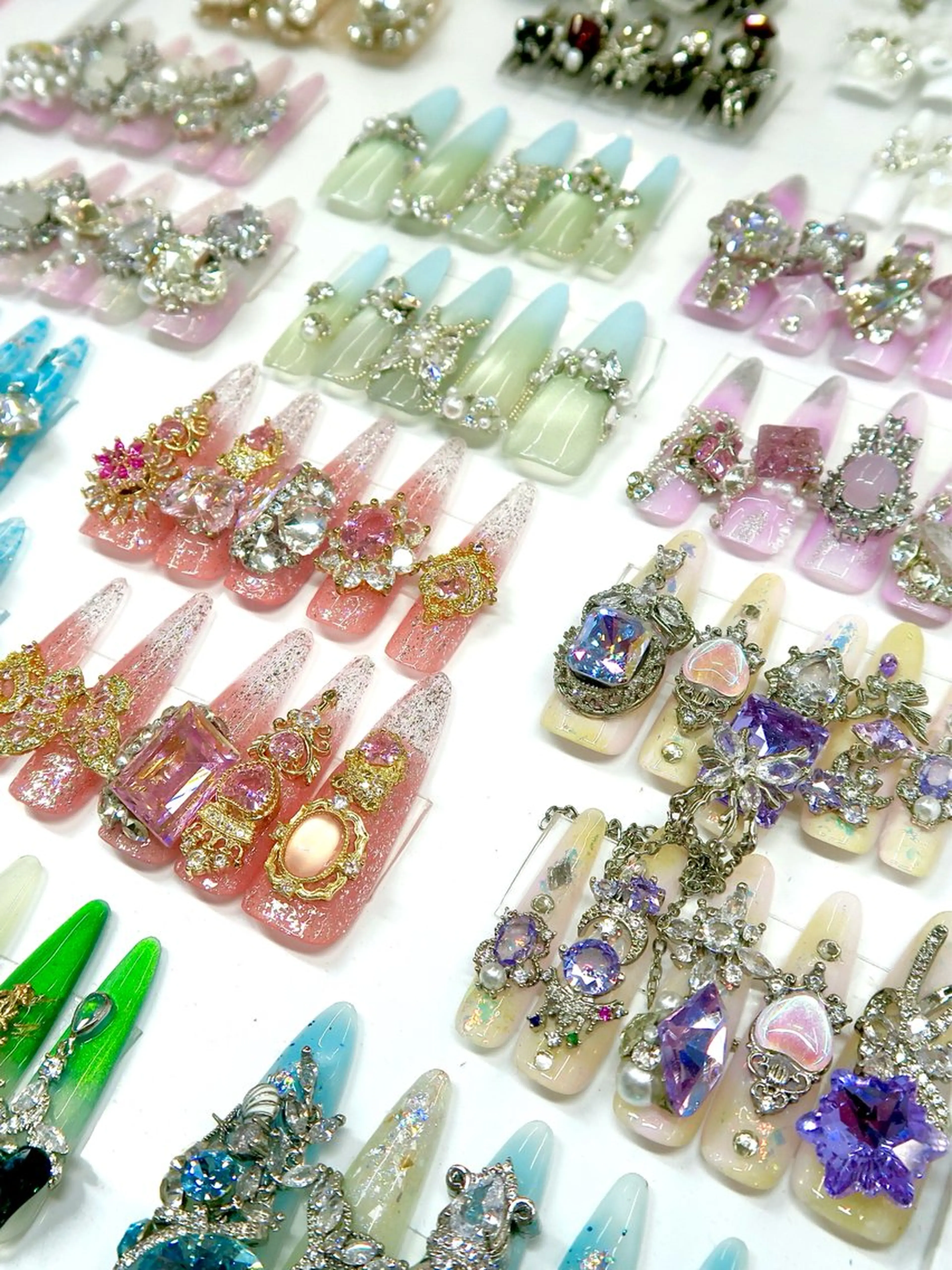 ネイル Beauty Salon  G.Aのネイルデザイン