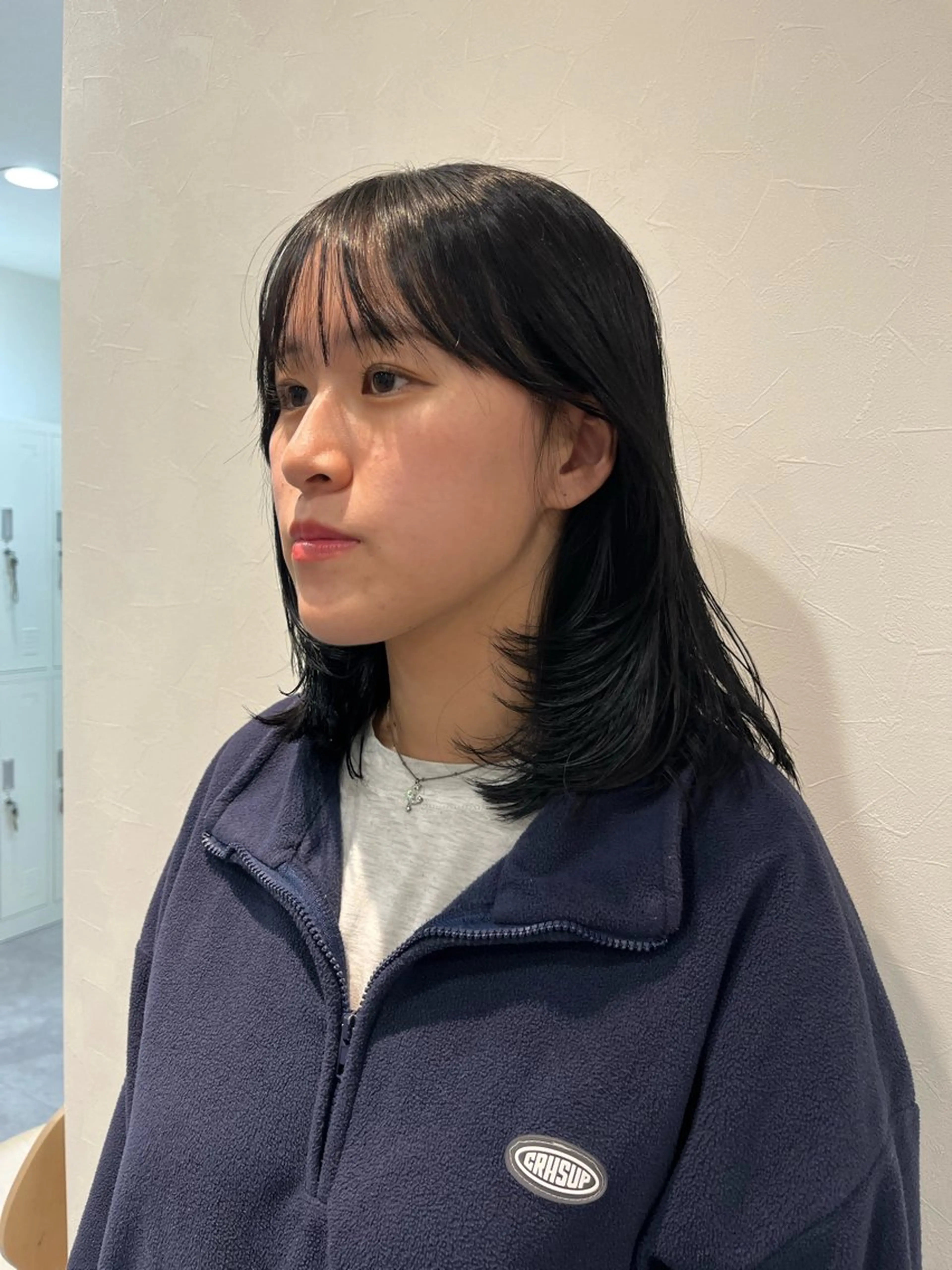 ミディアム カラー anon Loemのヘアスタイル