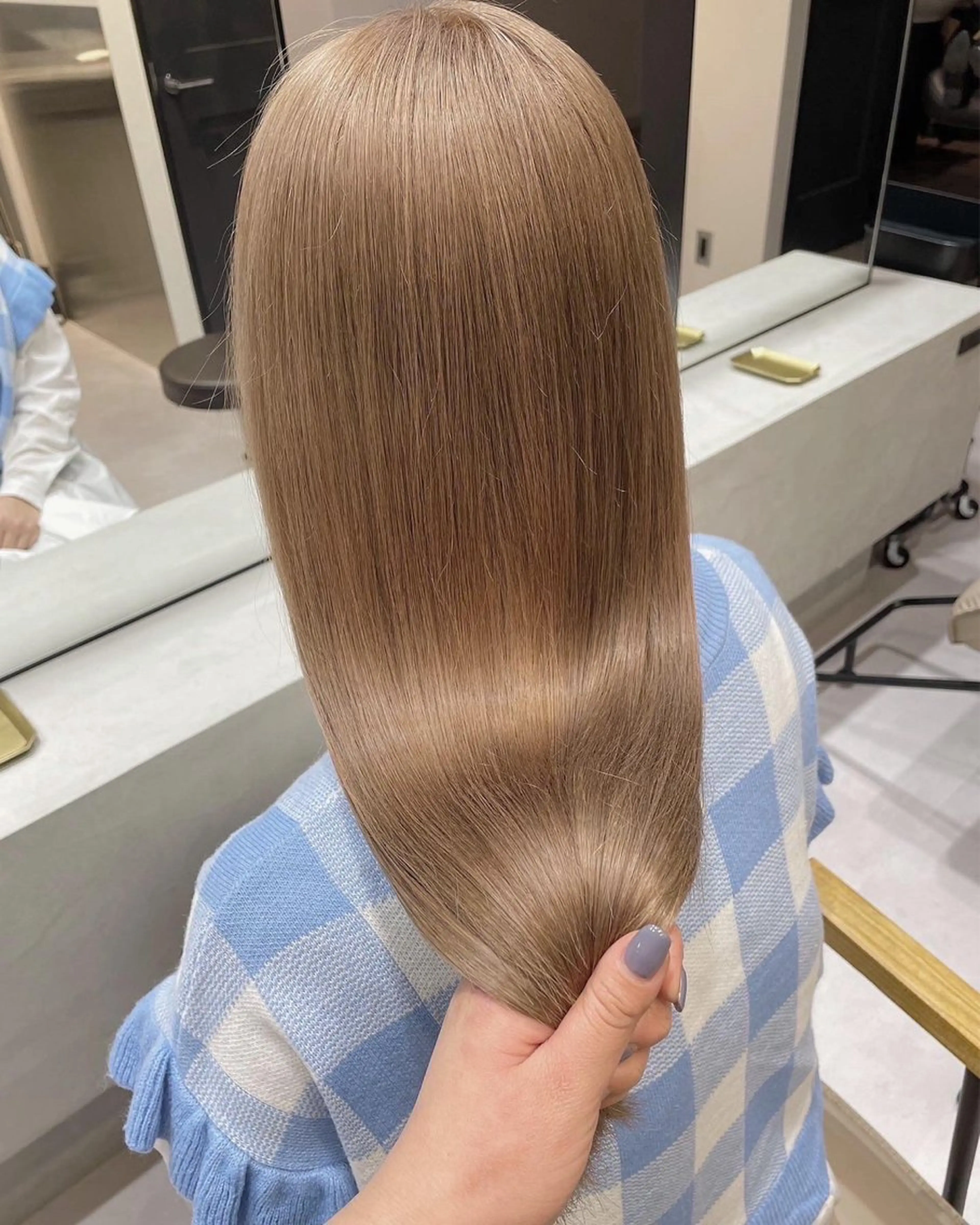 ロング 立川艶カラー🪄｜ レイヤー｜Mayuのヘアスタイル