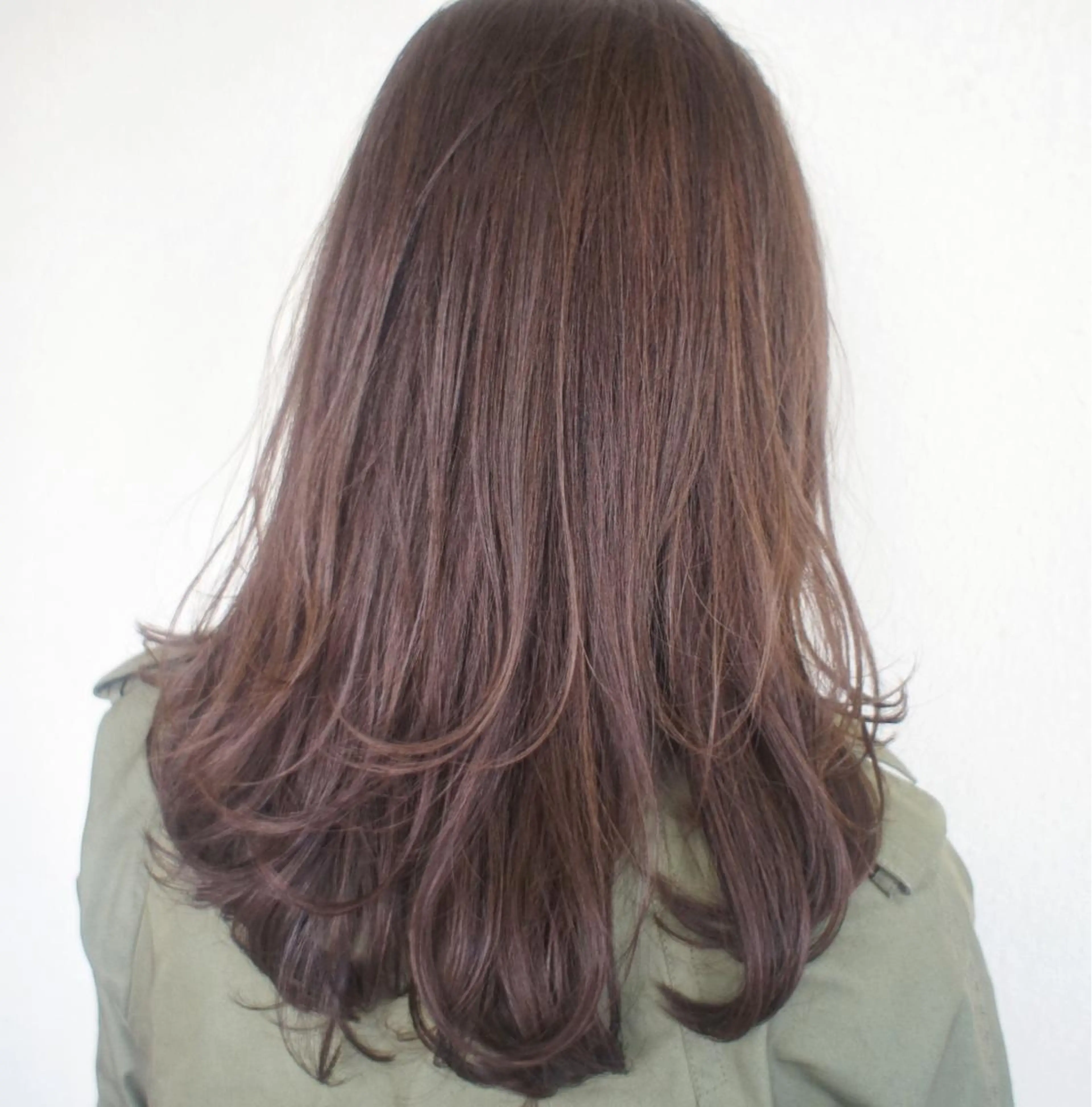 セミロング カラー 🟦髪質改善6年 💊YAMAMOTOのヘアスタイル