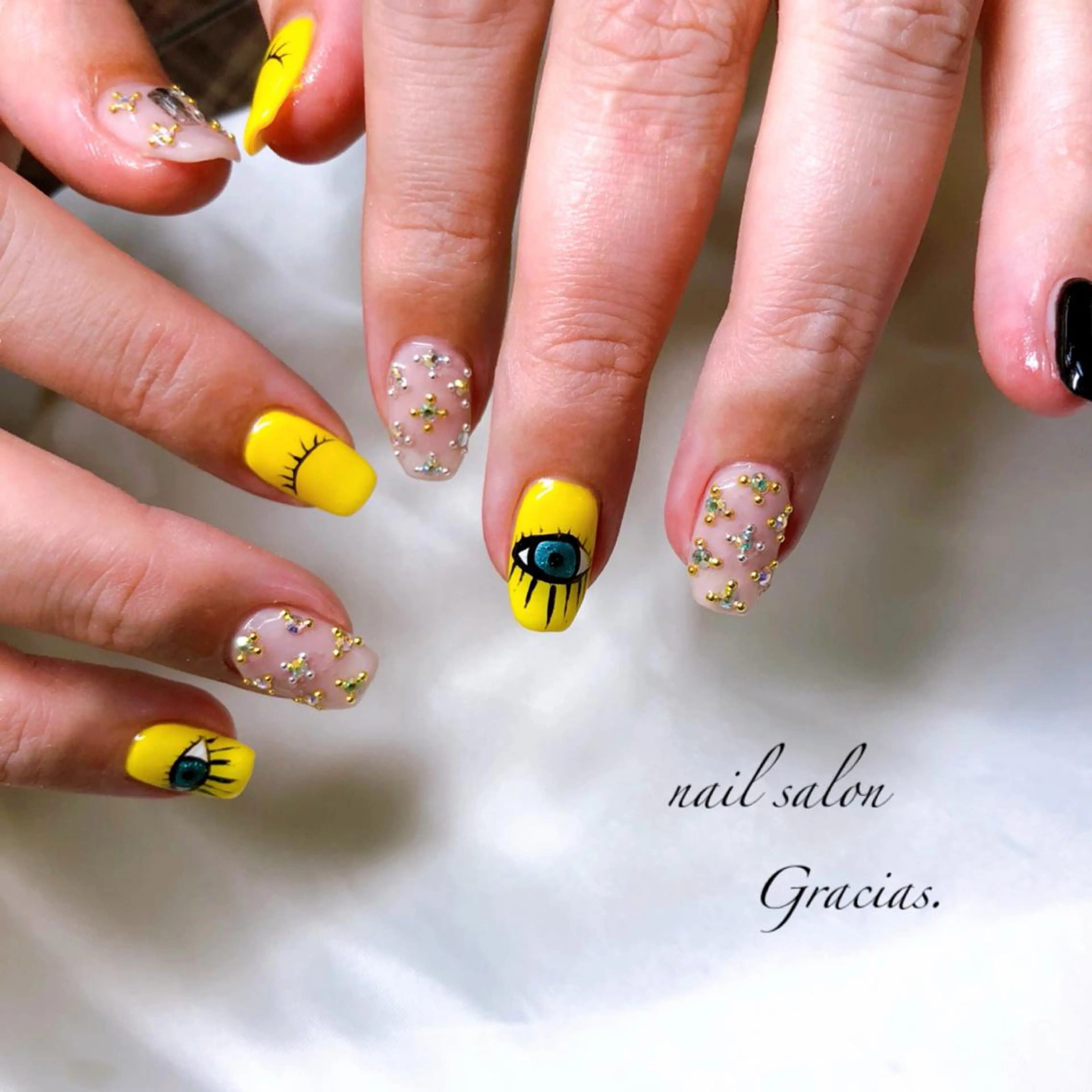 ネイル ハンドネイル Gracias. rieのネイルデザイン