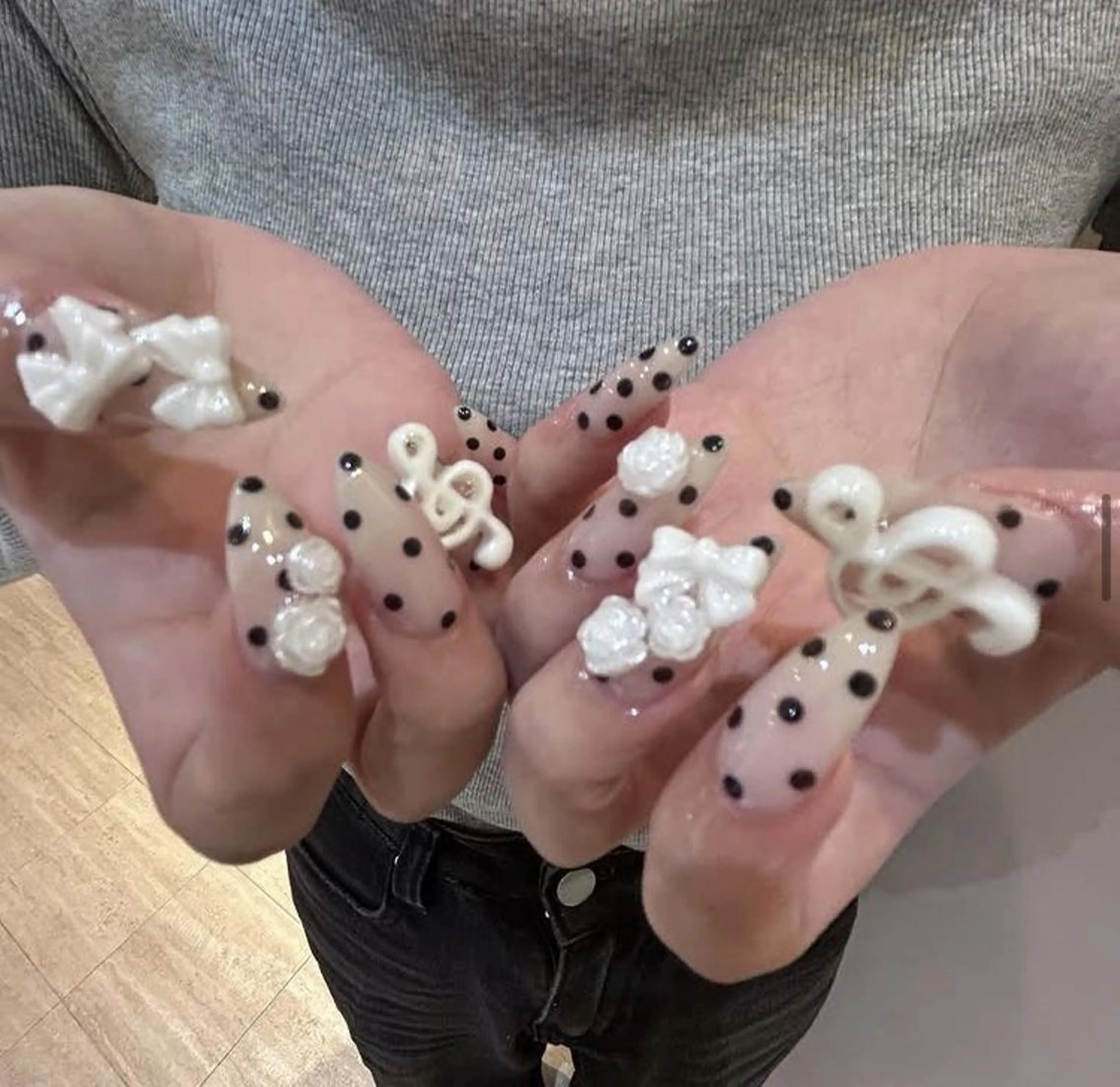 ネイル 長さ出し フレンチネイル グラデーション 卒業式 マグネットネイル Sora nail 長さ出し専門店のネイルデザイン