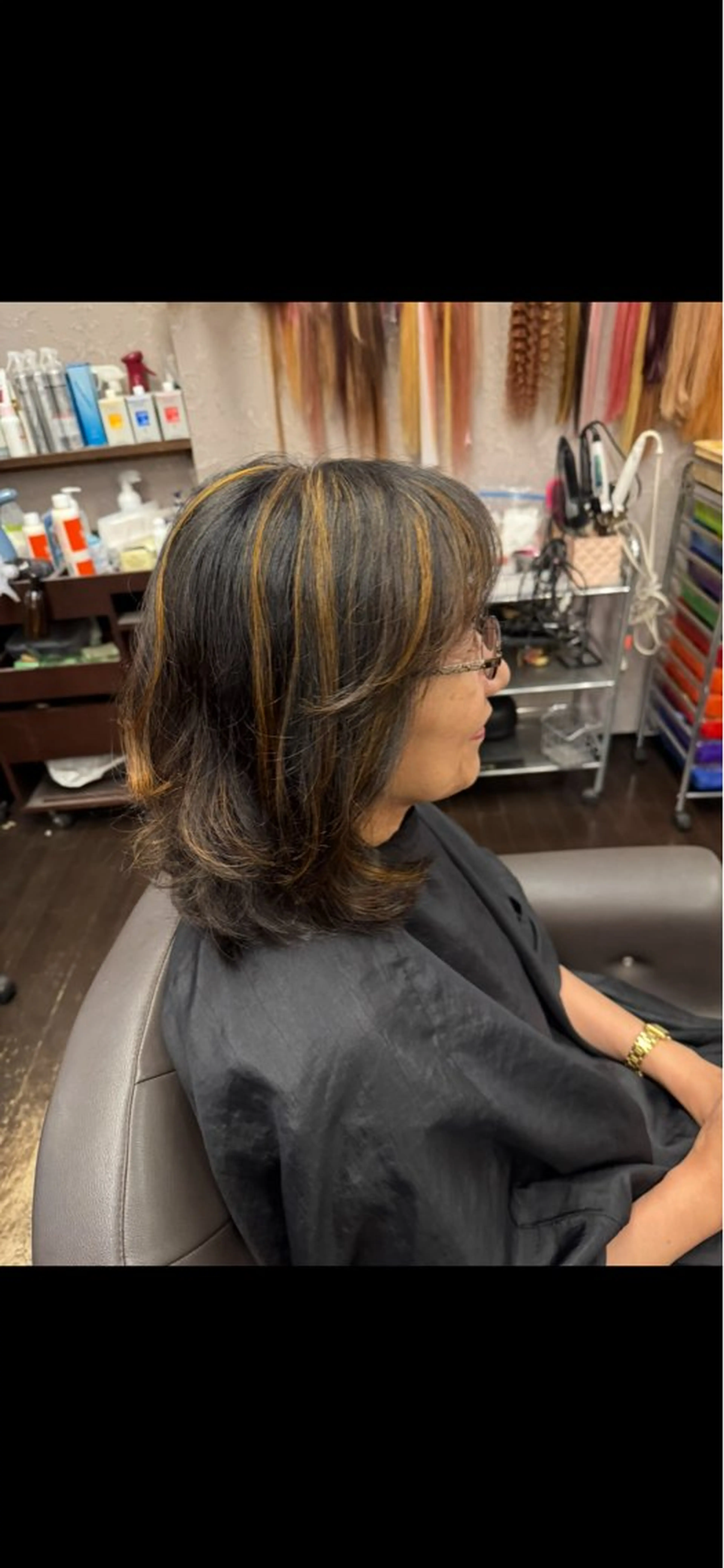 ミディアム ふくもと ゆうこのヘアスタイル