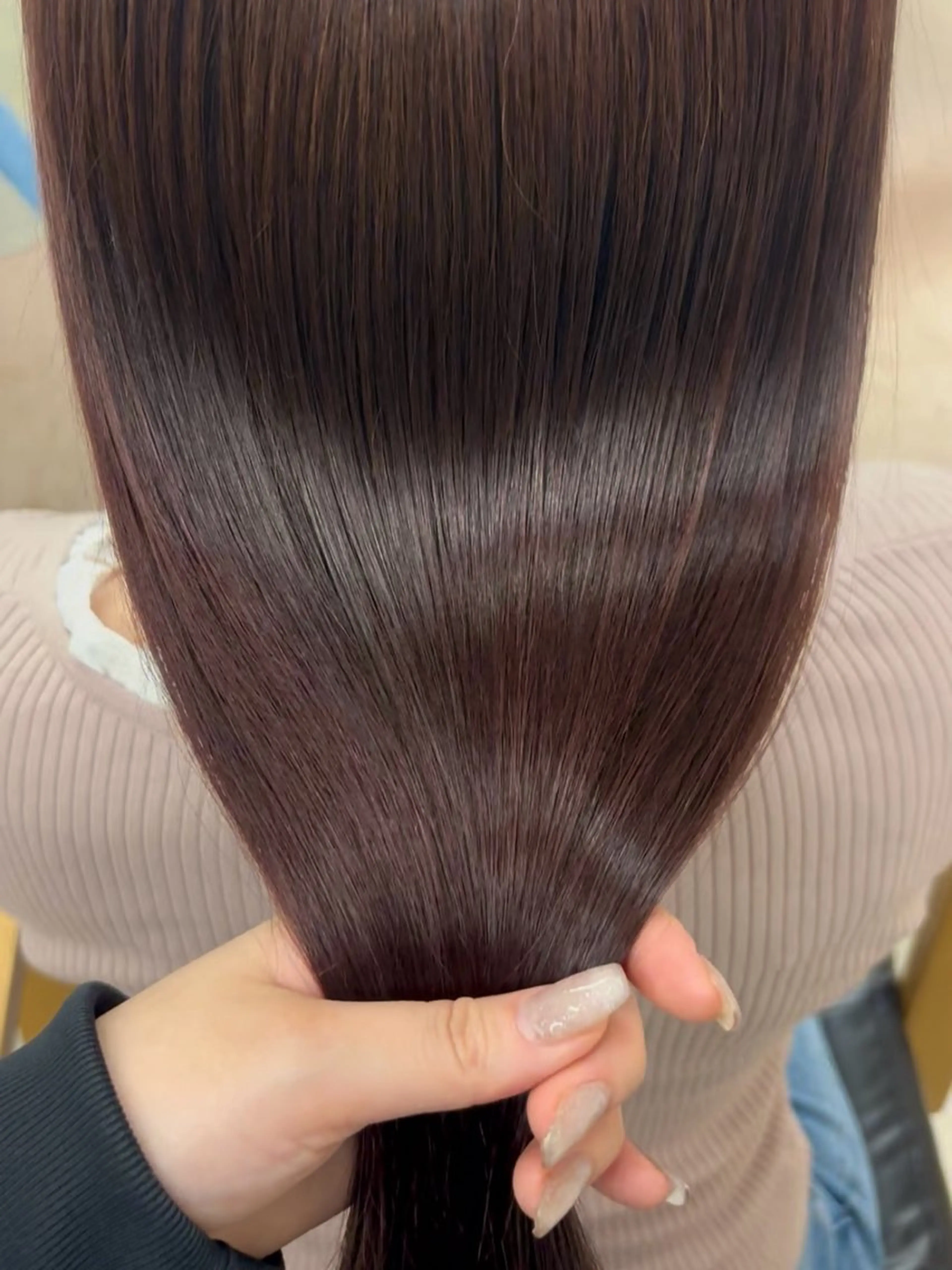 ロング ピンクブラウン vince gio 彩織のヘアスタイル