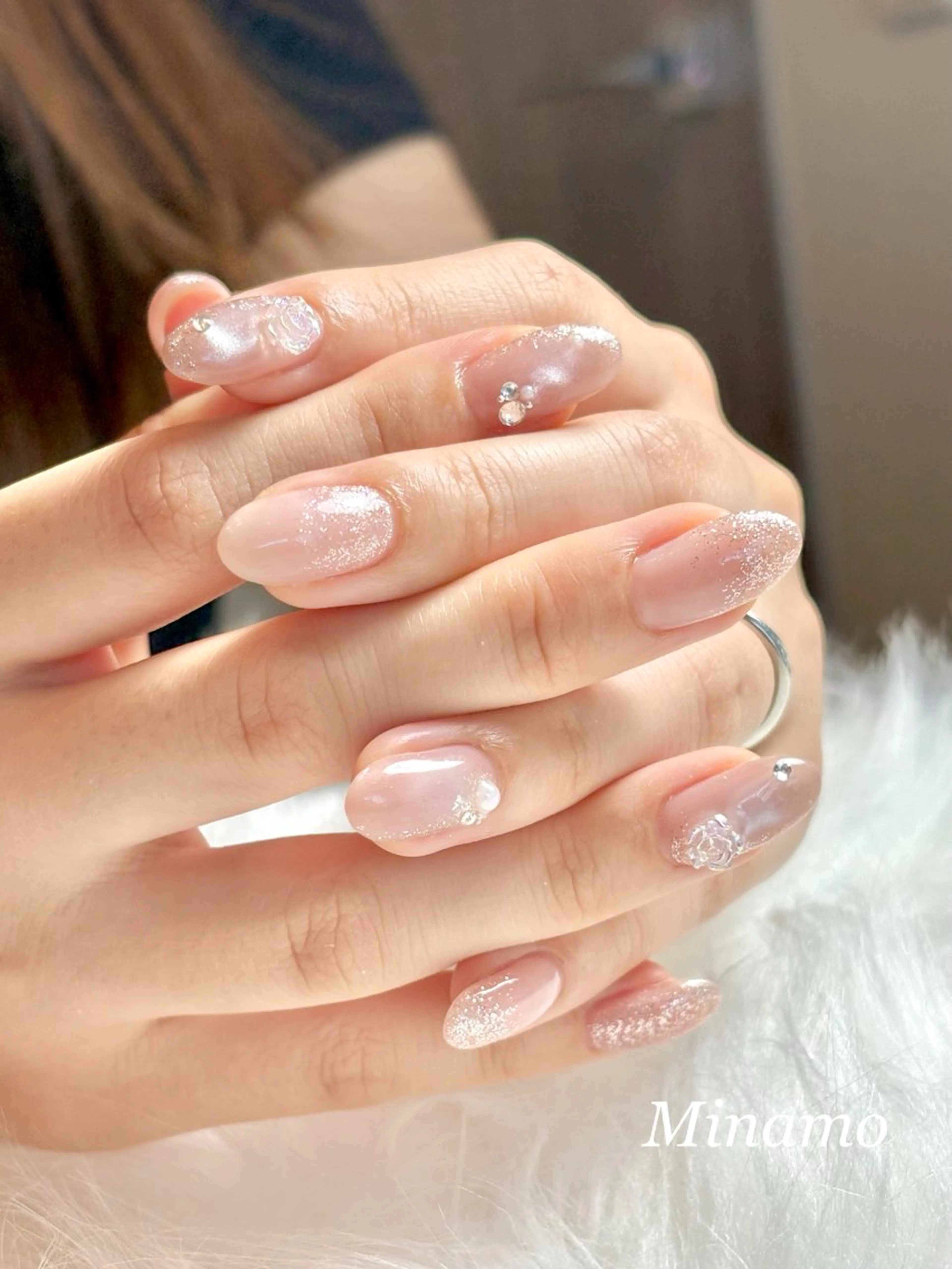 ネイル フラッシュネイル マグネットネイル ピンク ハンドネイル Minamo 🩵のネイルデザイン