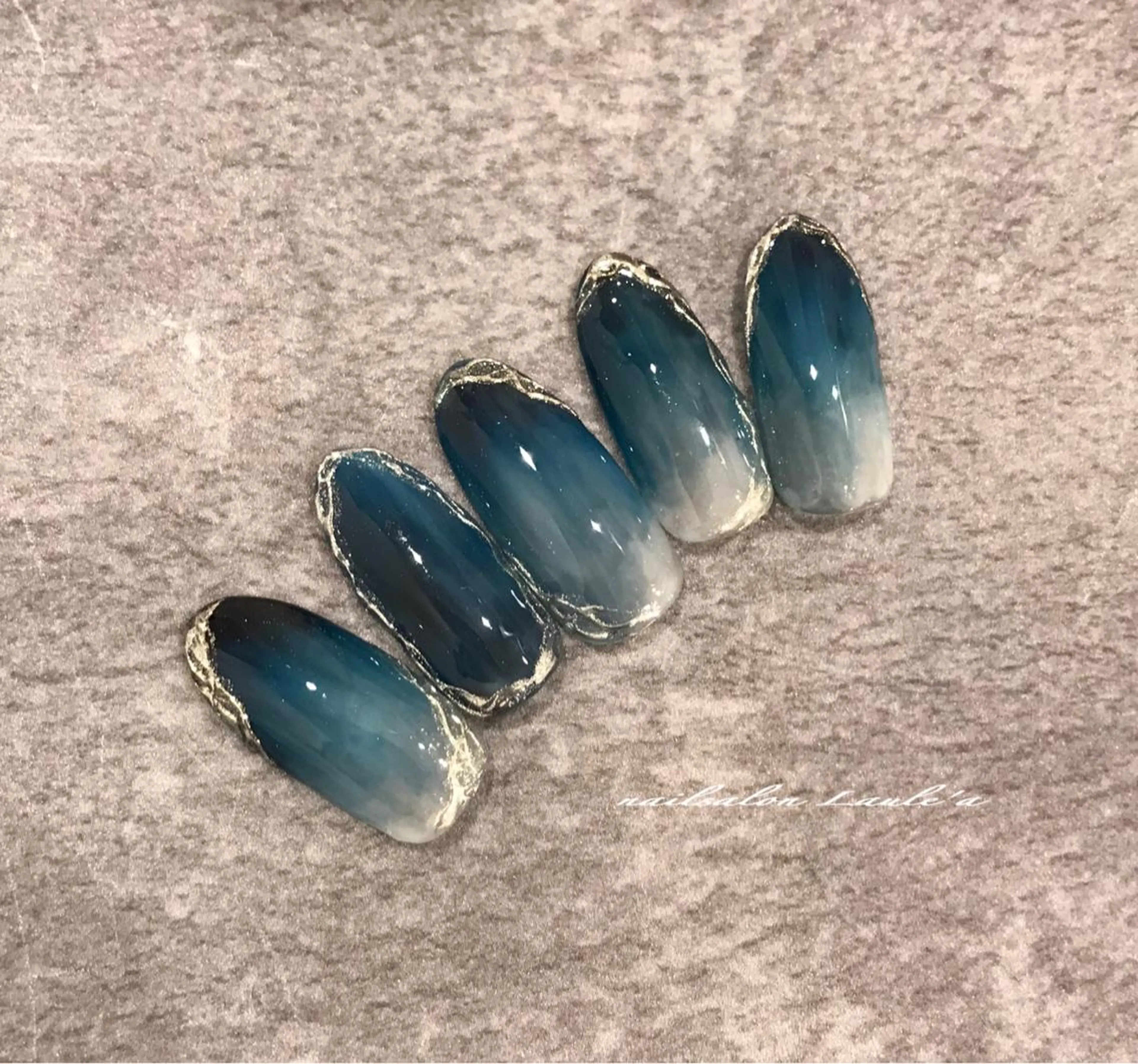 ネイル nailsalon Laule'aのネイルデザイン