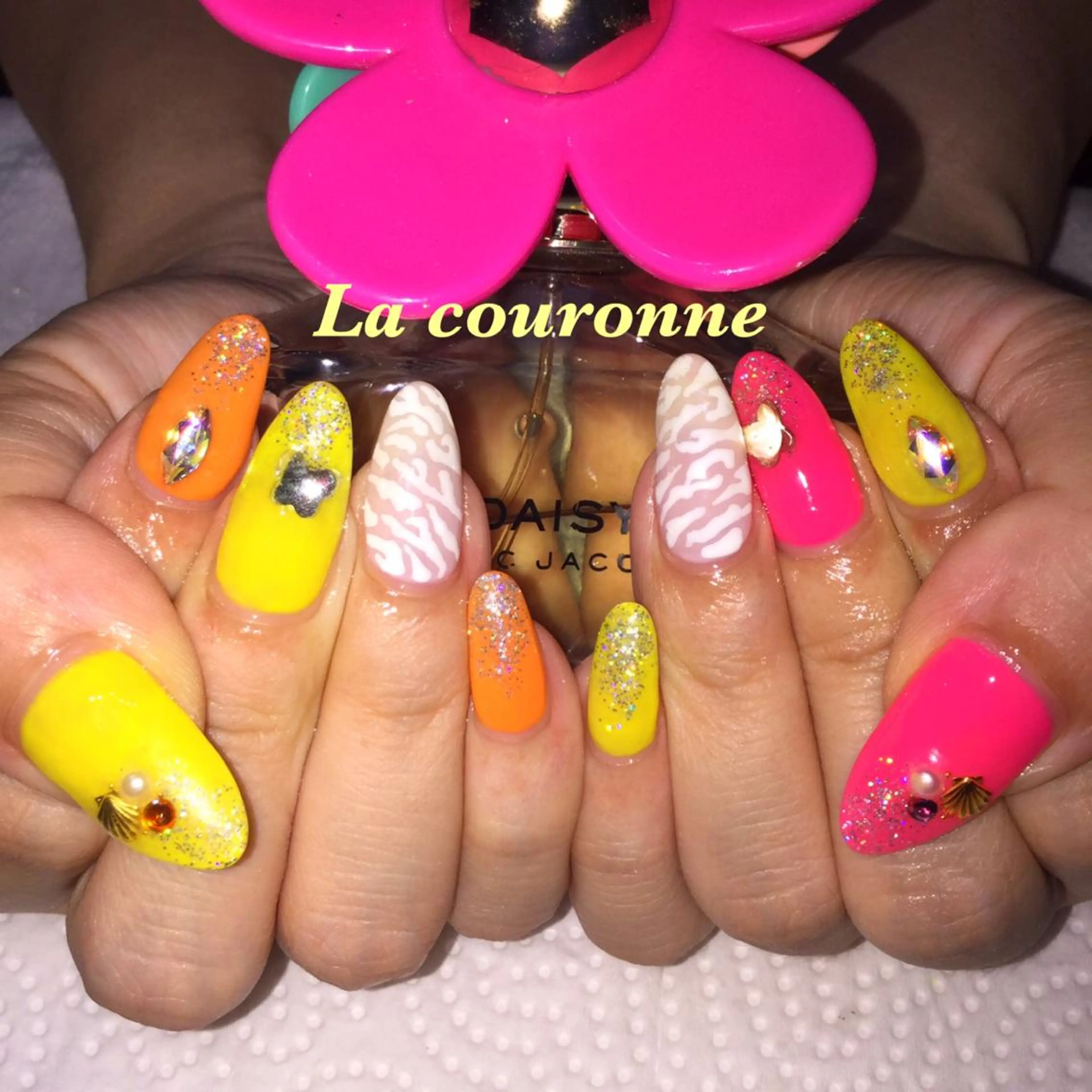 ネイル ハンドネイル Lacouronne NATSUMIのネイルデザイン
