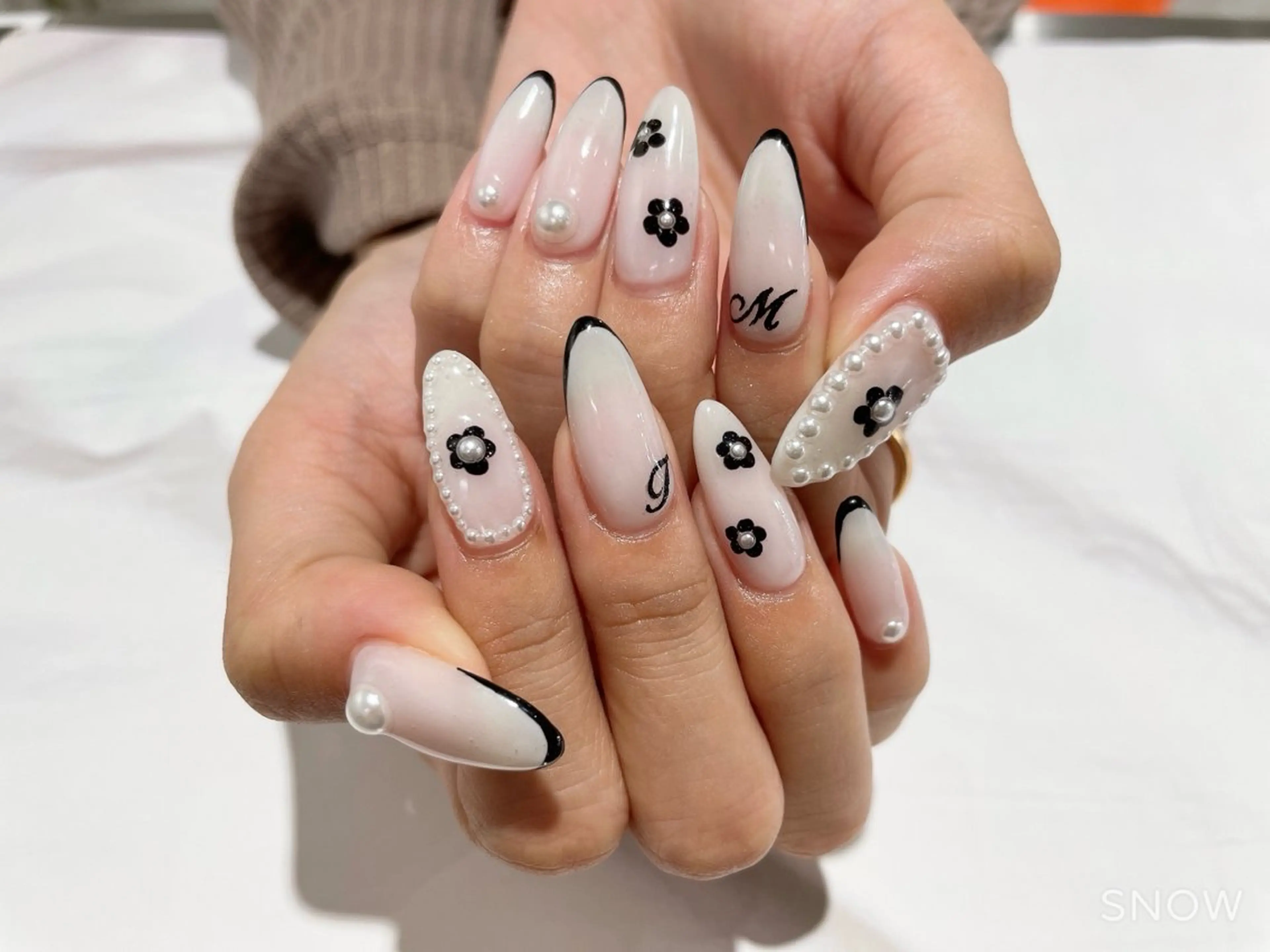 ネイル Amulet 齊藤のネイルデザイン