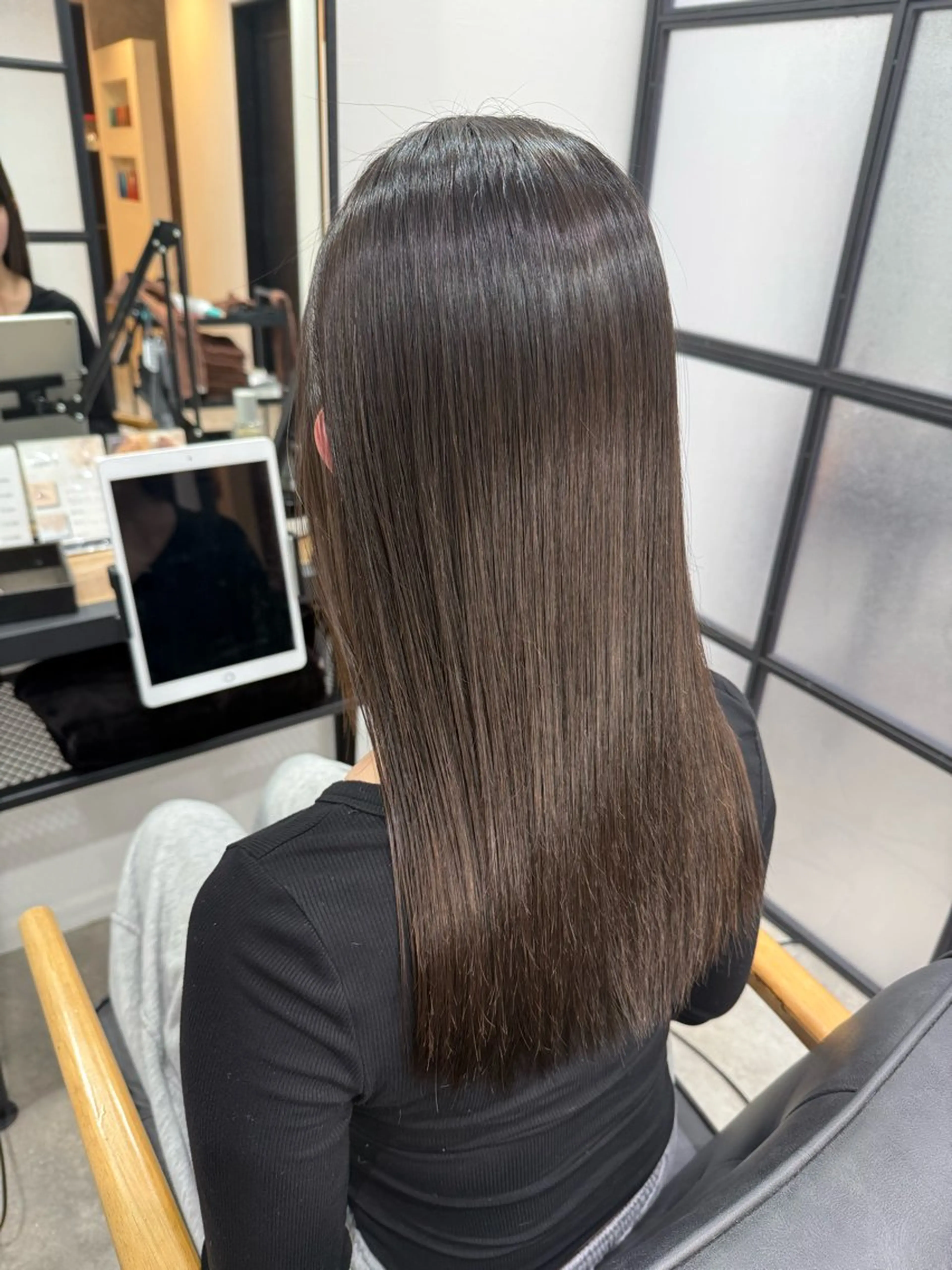 ロング 縮毛矯正 丸橋 友貴のヘアスタイル