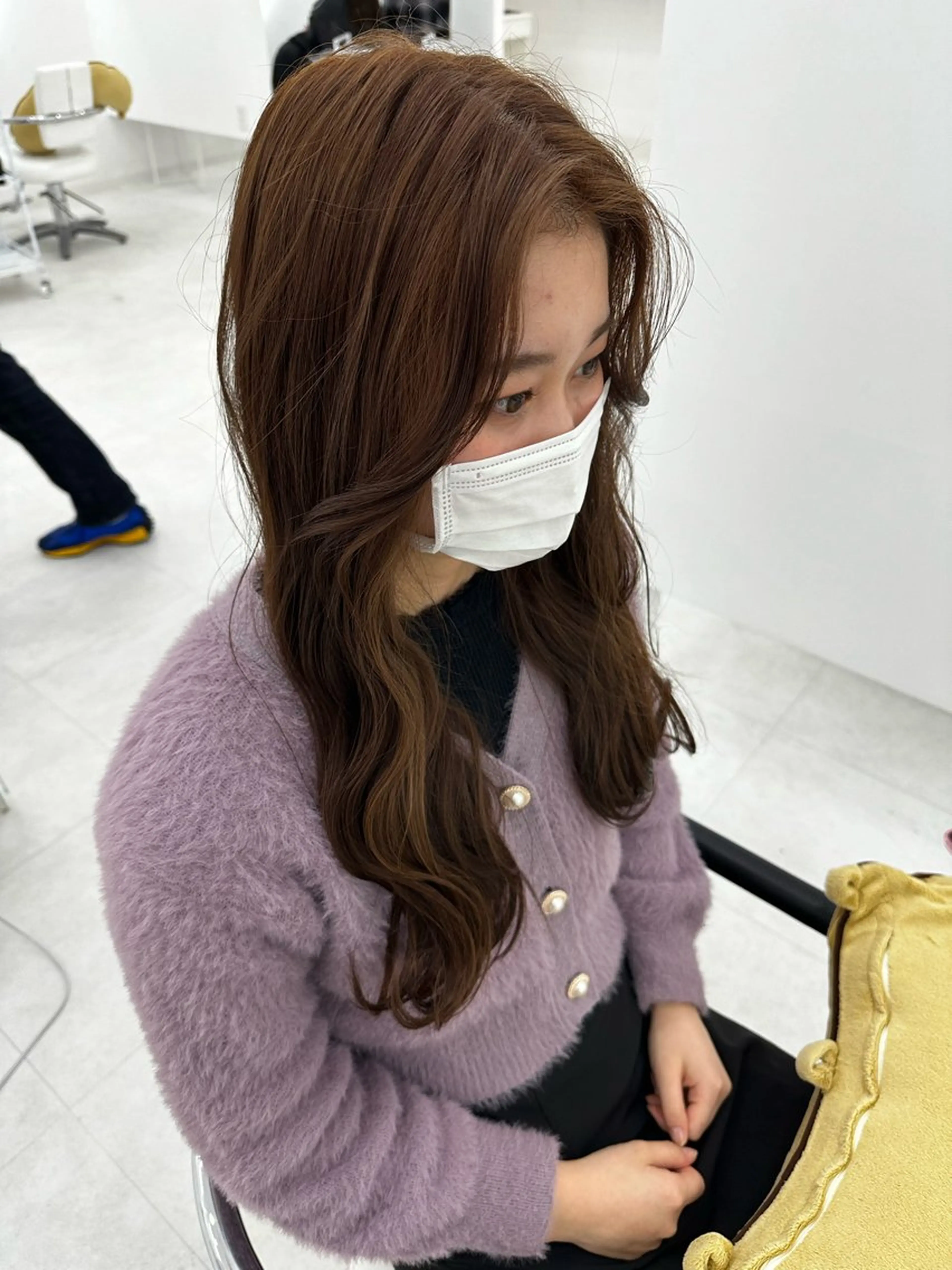 セミロング aini上本町 吉元直明のヘアスタイル