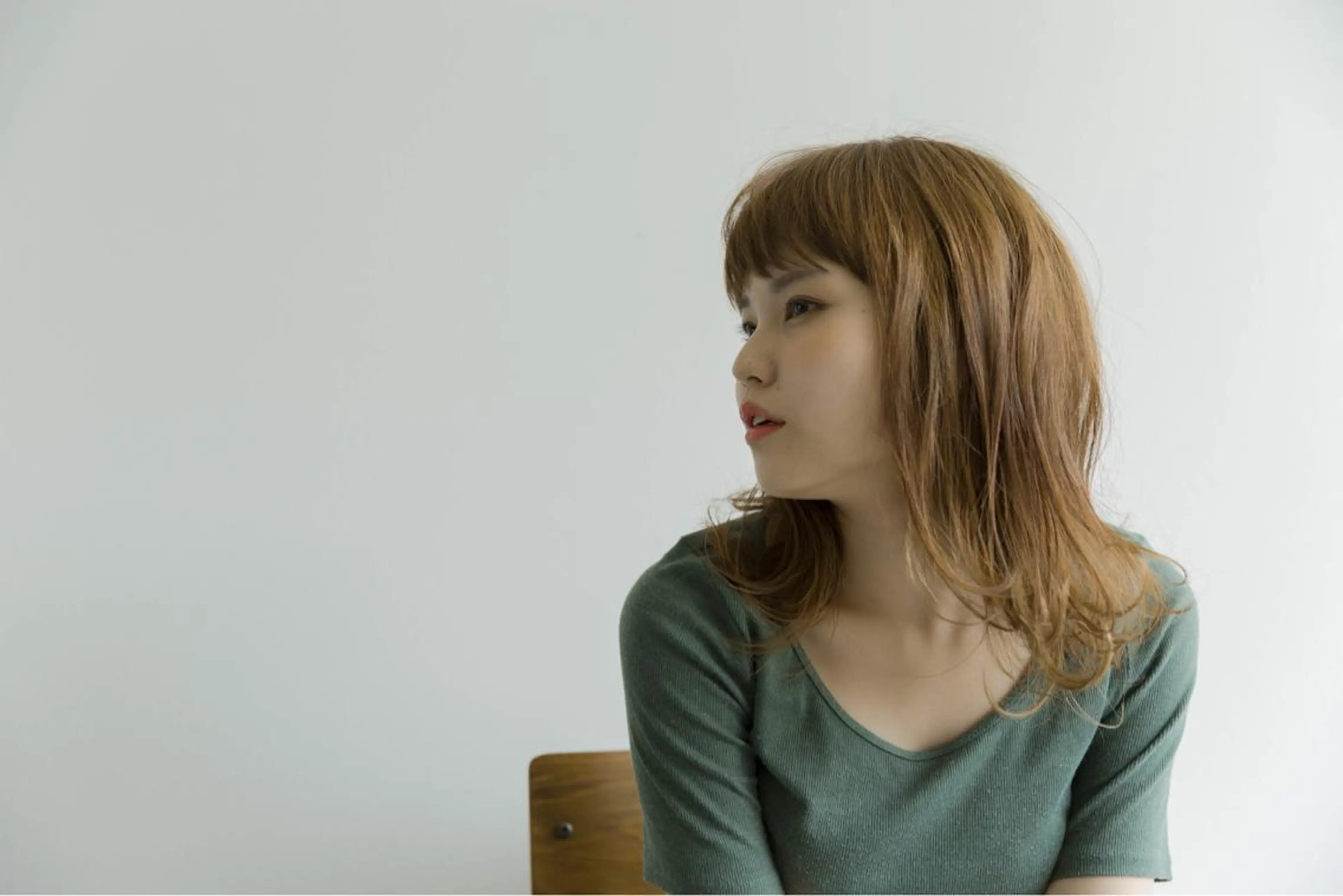 ミディアム カラー ツジガキ ユウスケのヘアスタイル