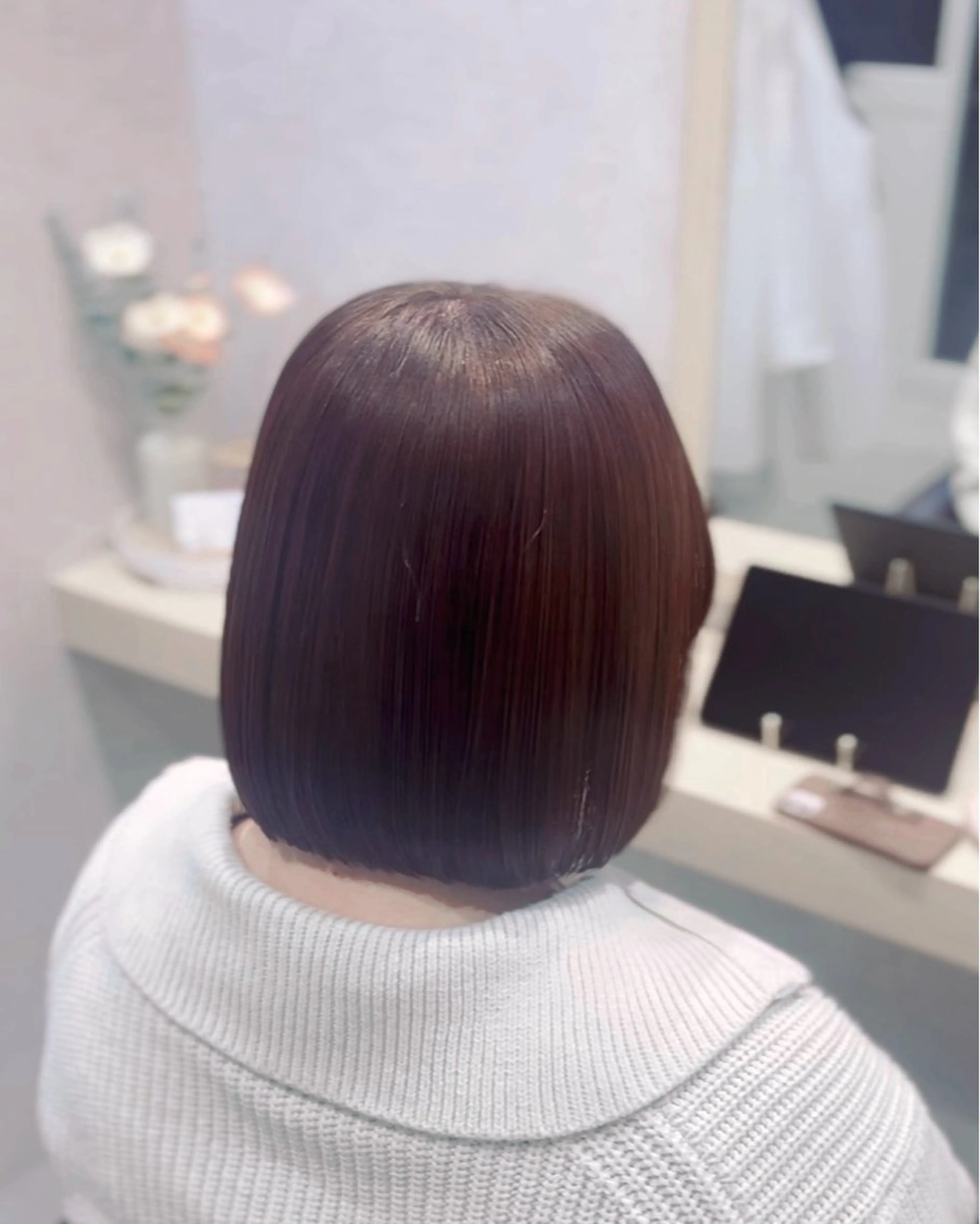 ショート カラー suzuka/透明感 /顔周り/美髪矯正のヘアスタイル