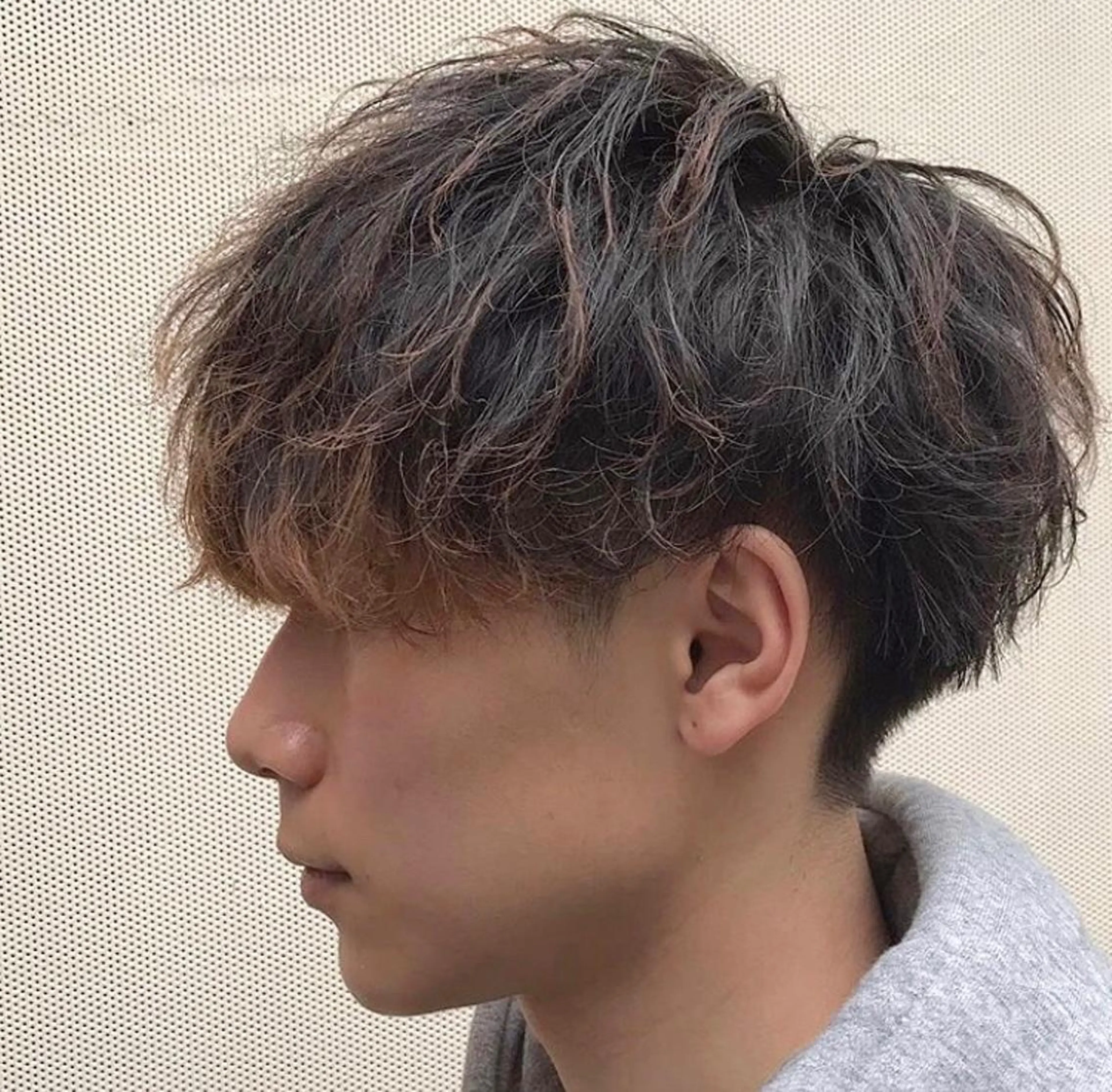 カラー パーマ メンズ メンズパーマ 髪質改善🫧ベージュ 椙山 響のヘアスタイル