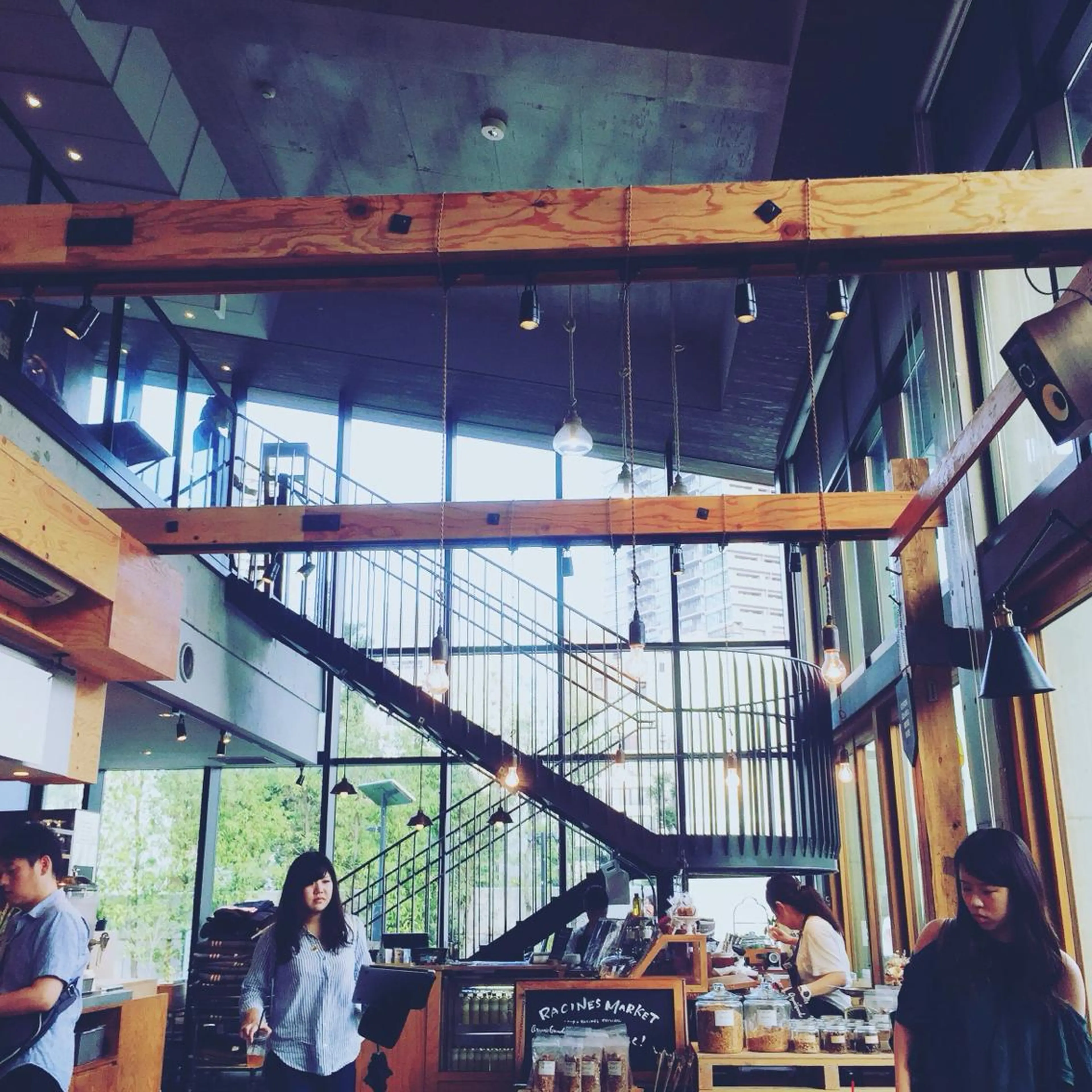 ヘアカラー トリートメント premier modelsのヘアスタイル