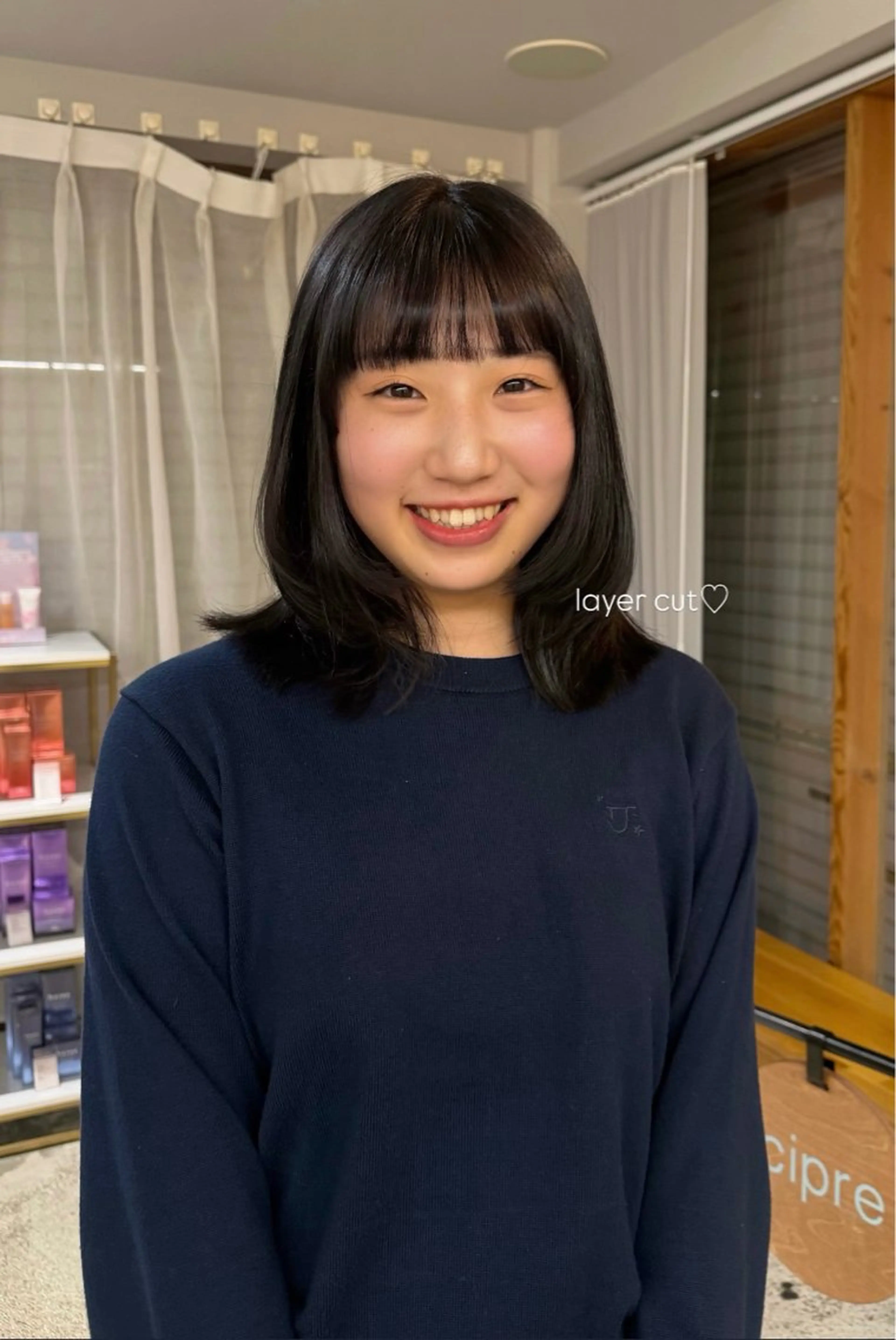 ショート レイヤーカット 小顔カット cipre 萌乃のヘアスタイル