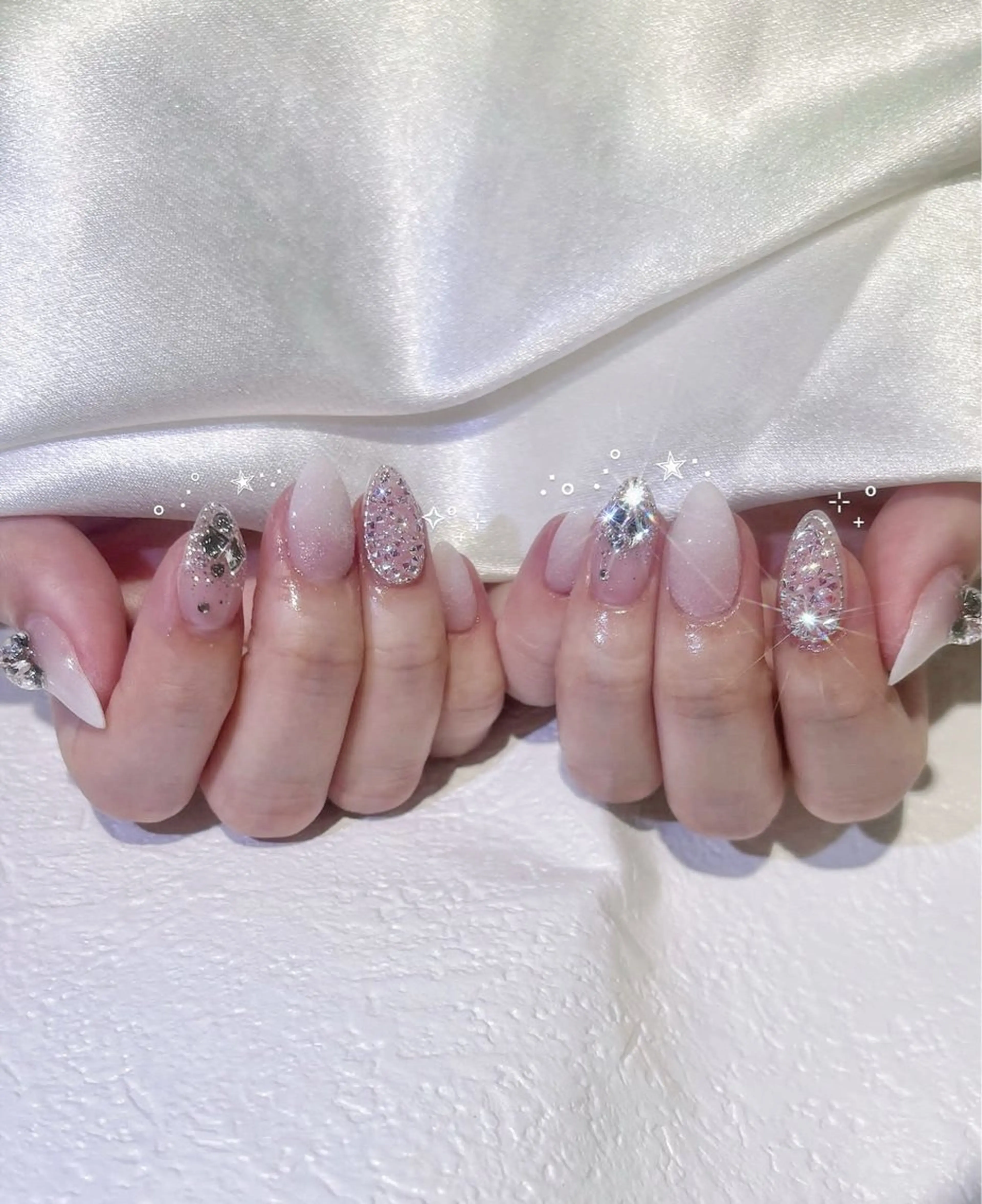 ネイル アニマル柄 オーロラネイル チークネイル フラッシュネイル ジェルネイル ハンドネイル Tira Nailのネイルデザイン