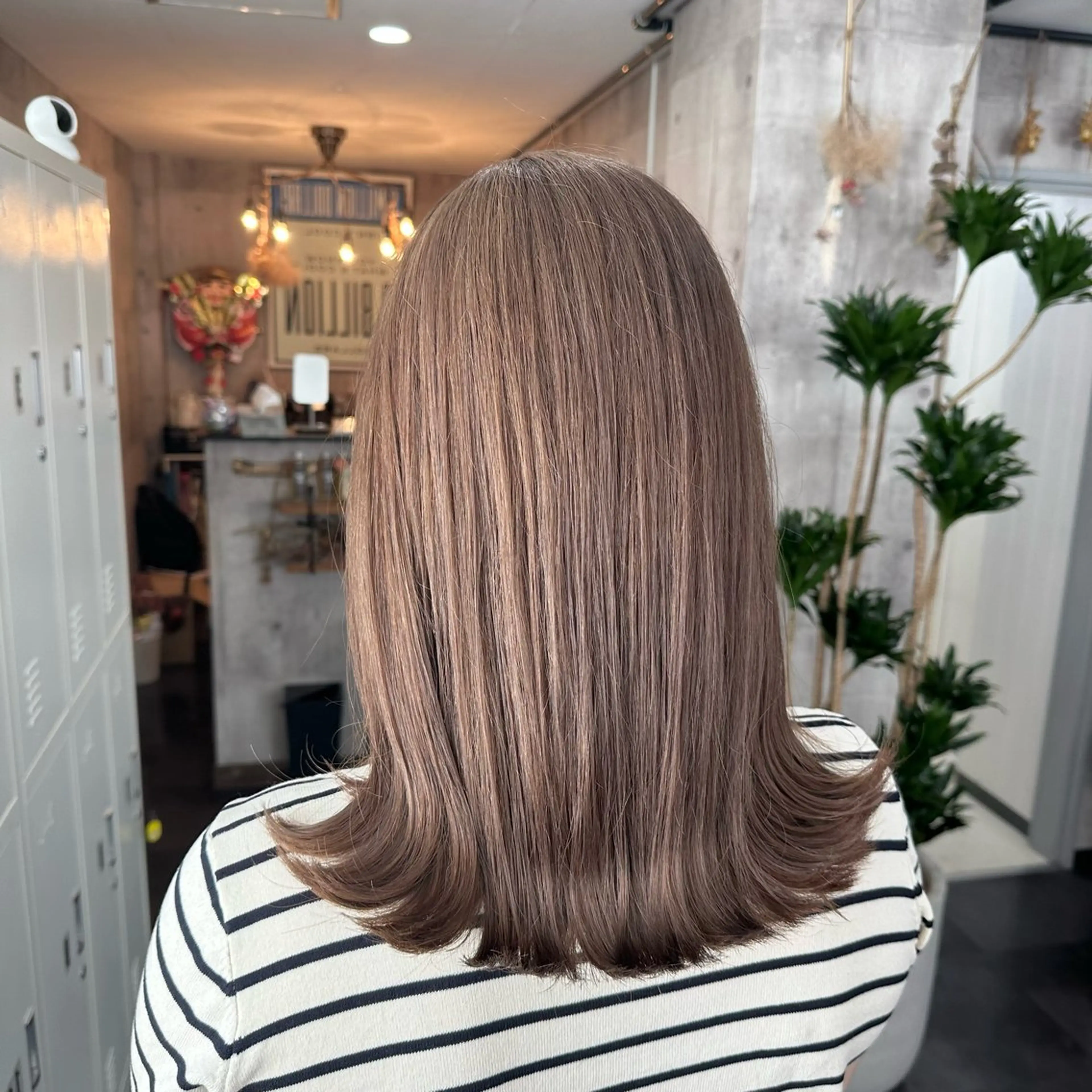 セミロング カラー カット ヘアカラー トリートメント 枚方 tomee 🦋南部 しほ🦋のヘアスタイル