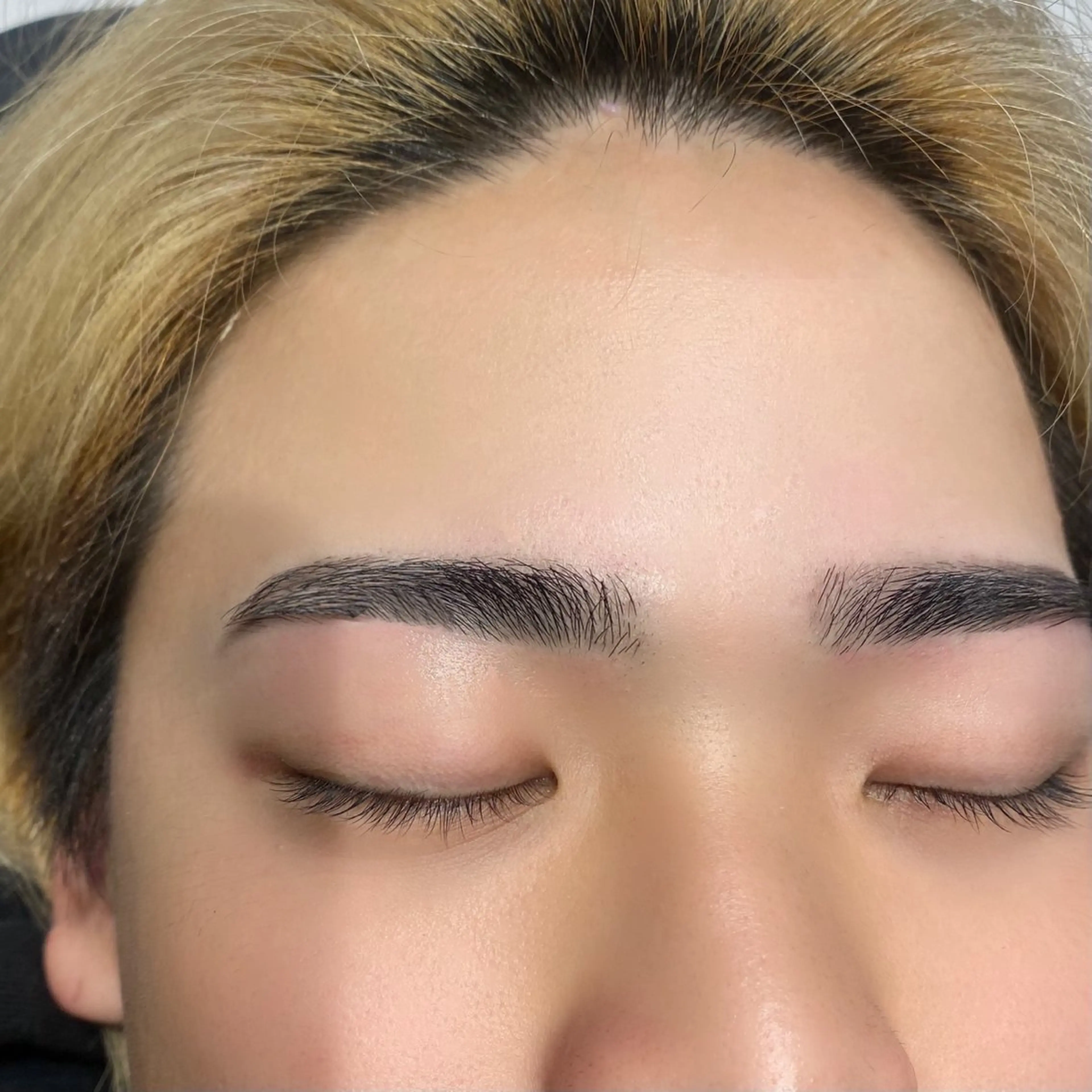 アイブロウ リスブラン AKARIのマツエク・マツパデザイン