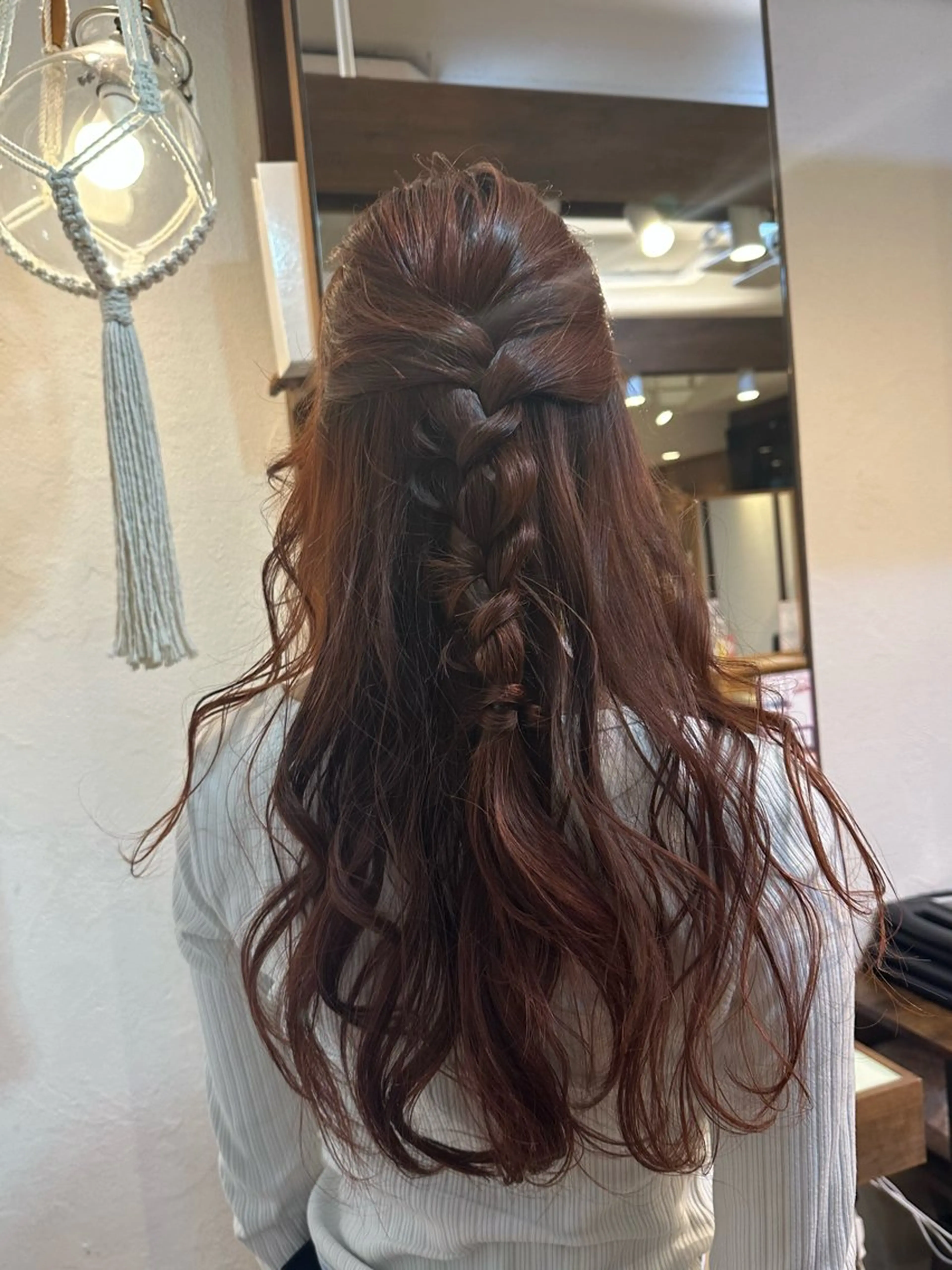 ロング カラー カツヤマ モエのヘアスタイル