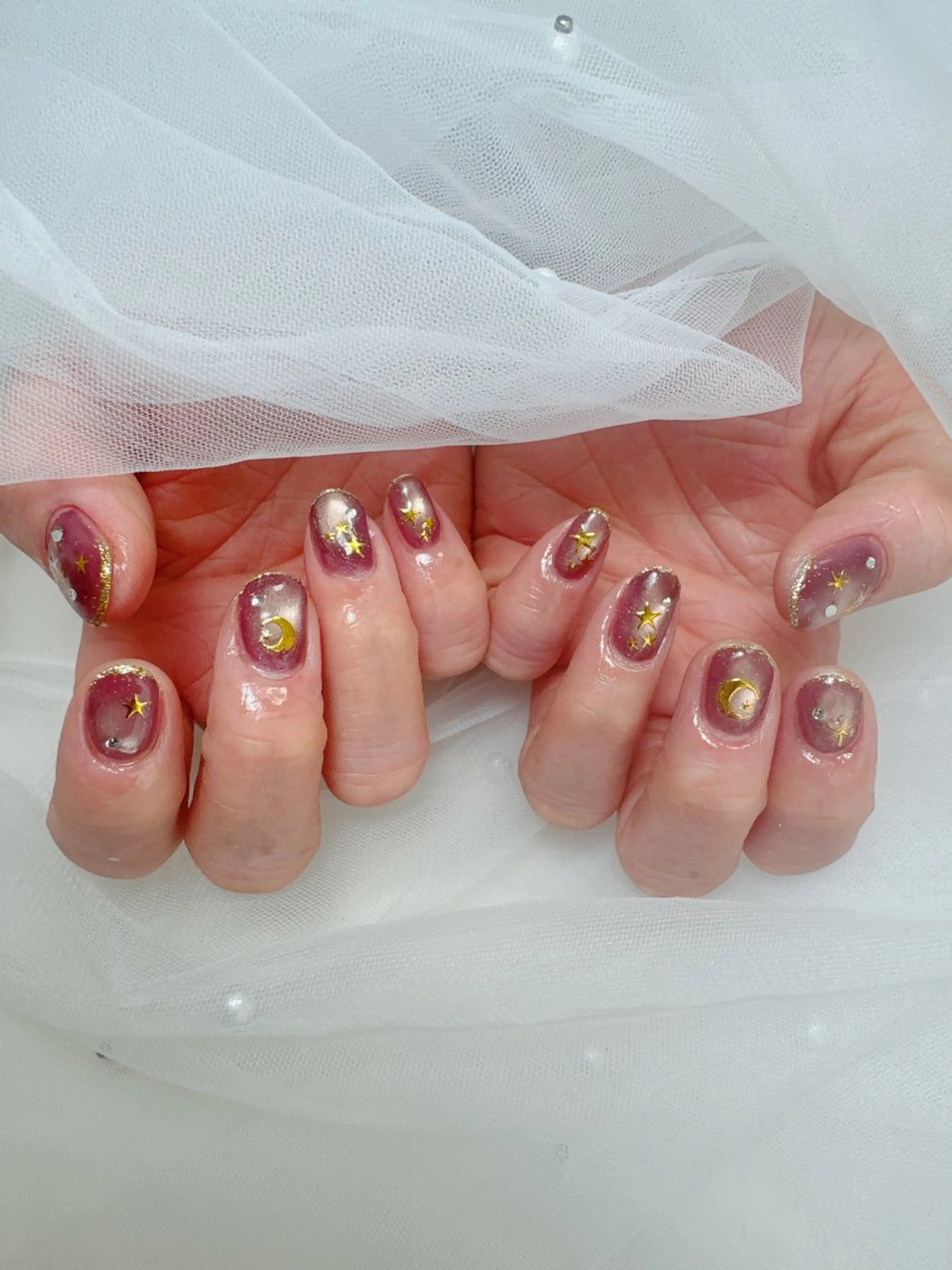 ネイル 成人式 フレンチネイル ジェルネイル ガラスフレンチ ハート ハンドネイル Queeens nailのネイルデザイン