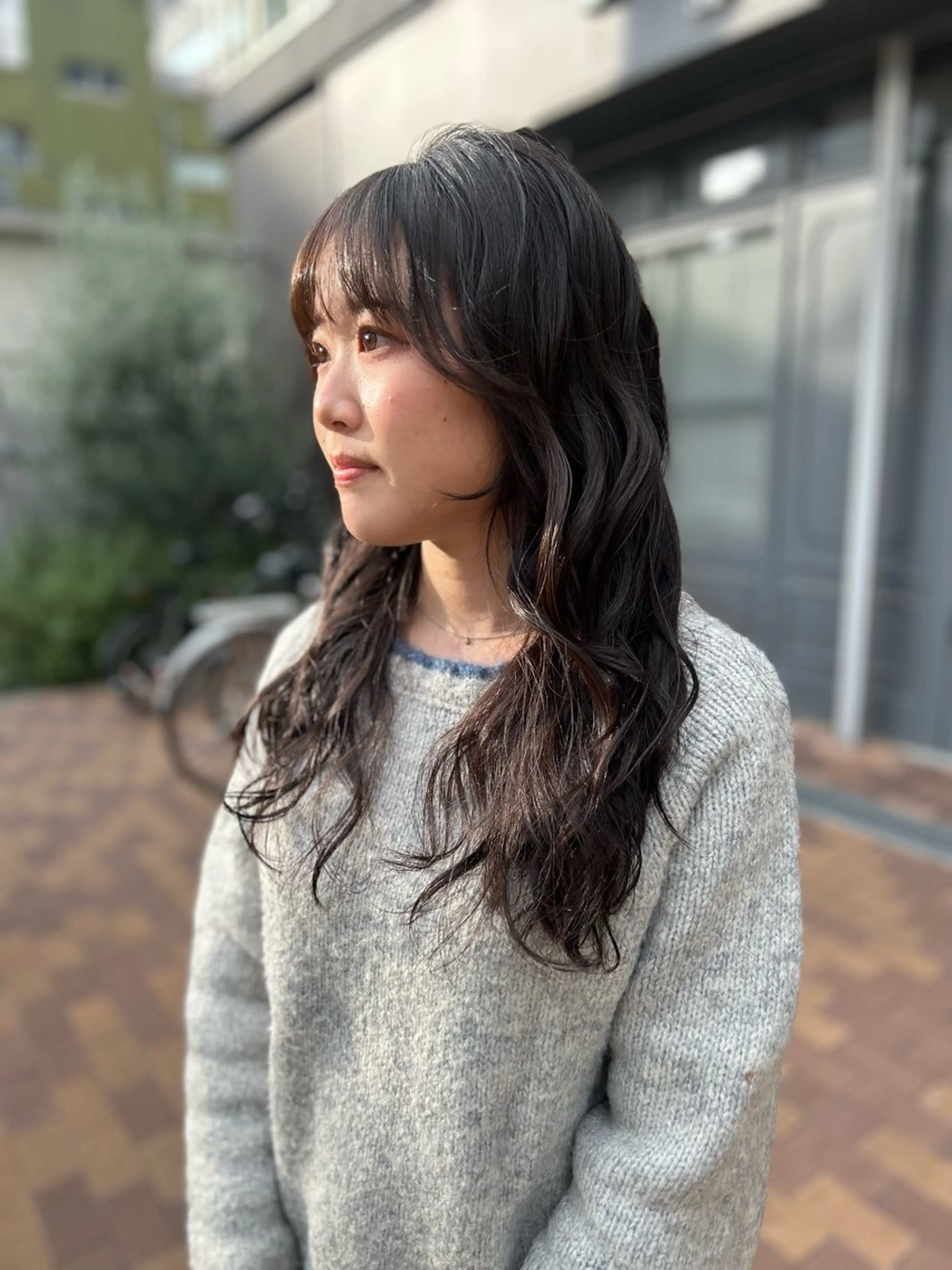 ロング パーマ 堤 麻衣子のヘアスタイル