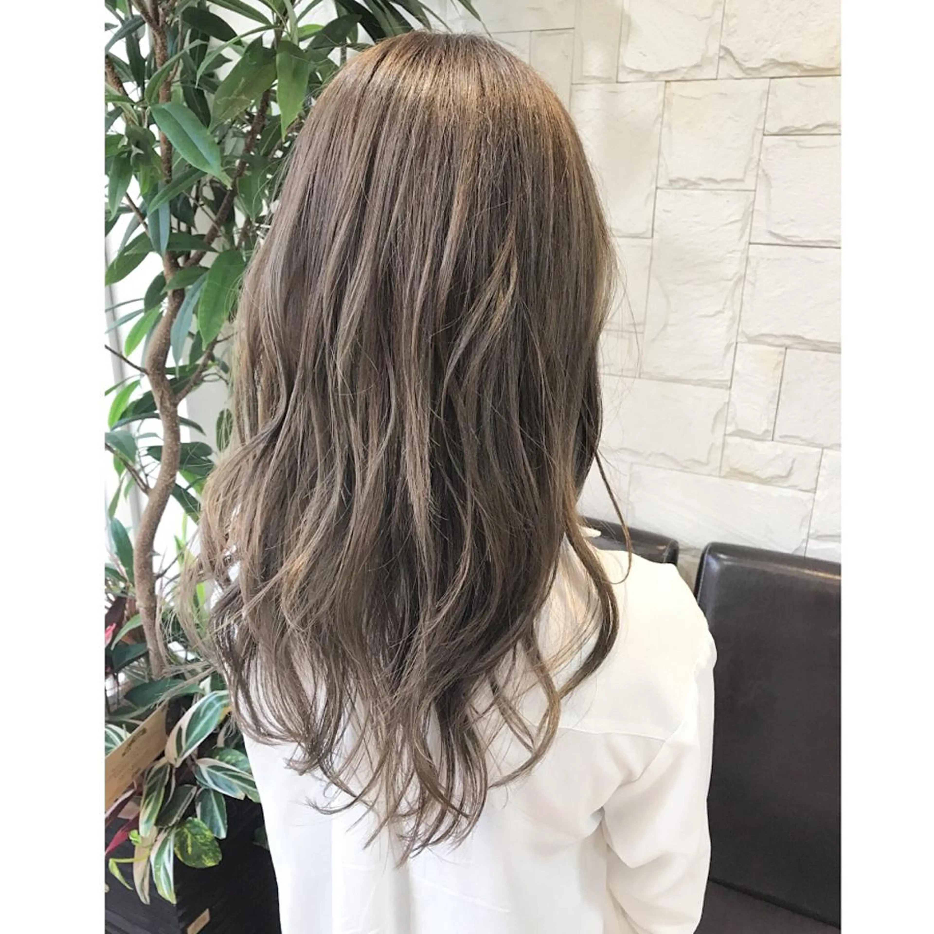 セミロング カラー 髪質改善 艶髪🔵ﾌｾﾅｵﾔのヘアスタイル