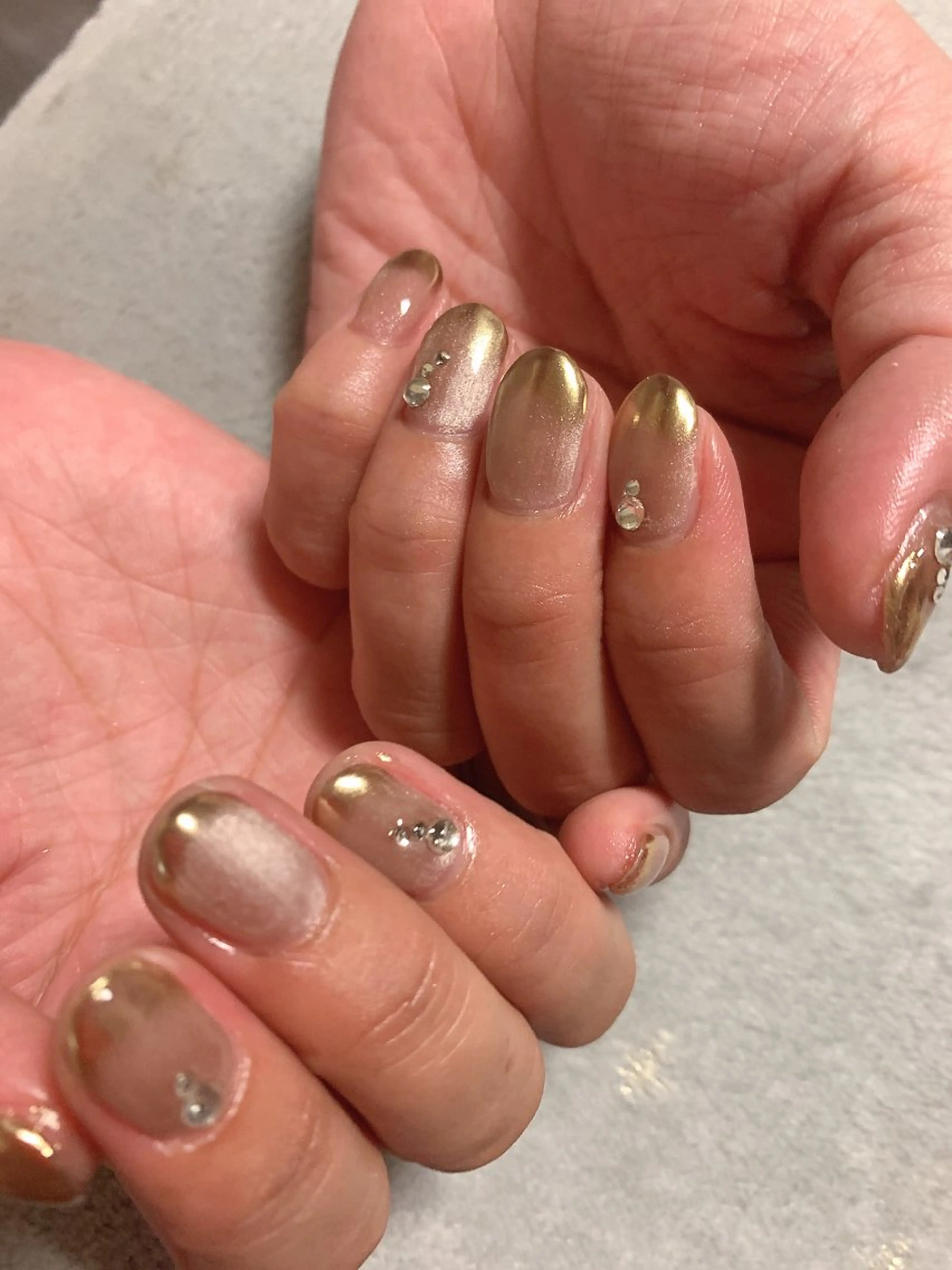 ネイル ハンドネイル グラマラス ネイルのネイルデザイン