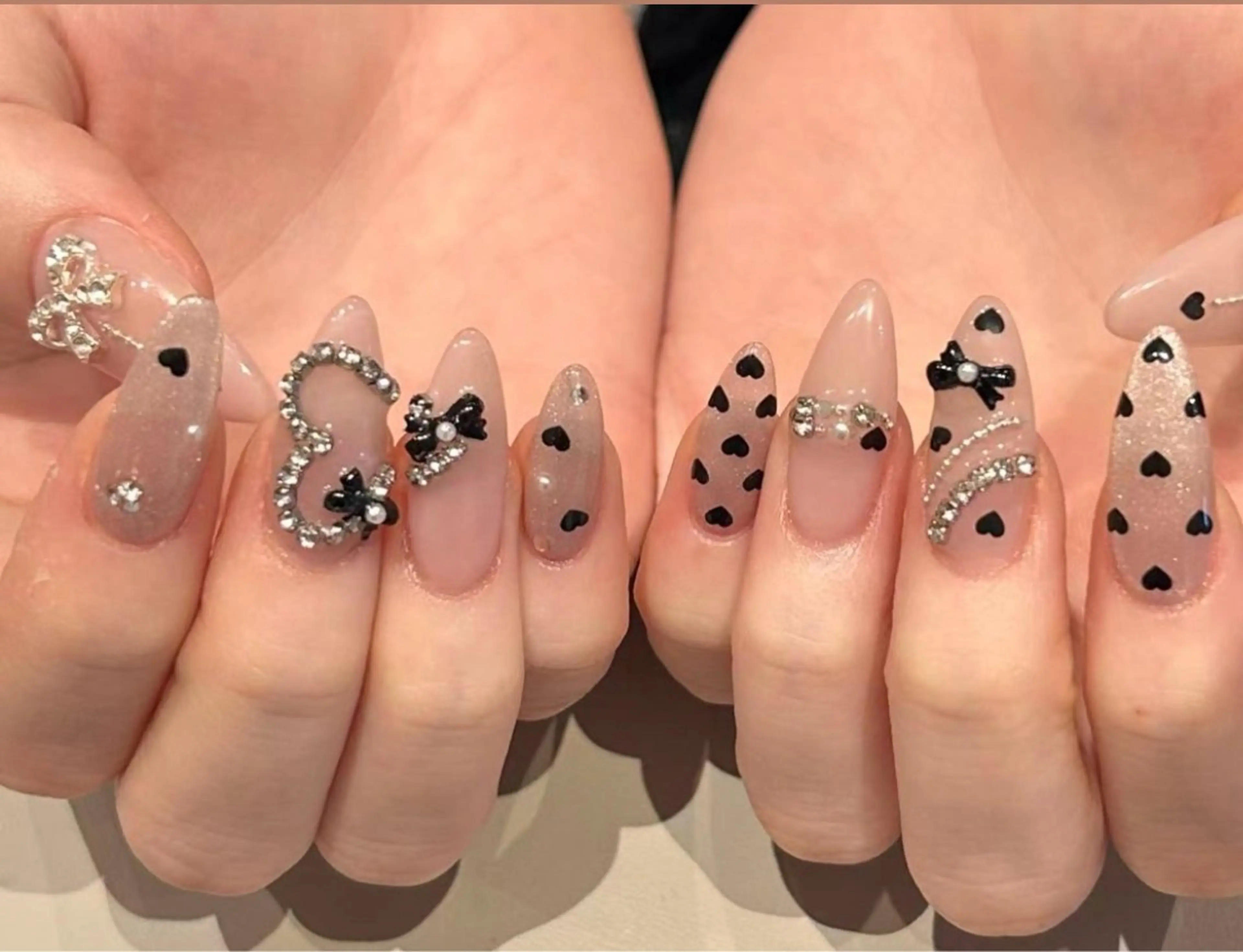 ネイル MoonHi Nail 朝霞台のネイルデザイン