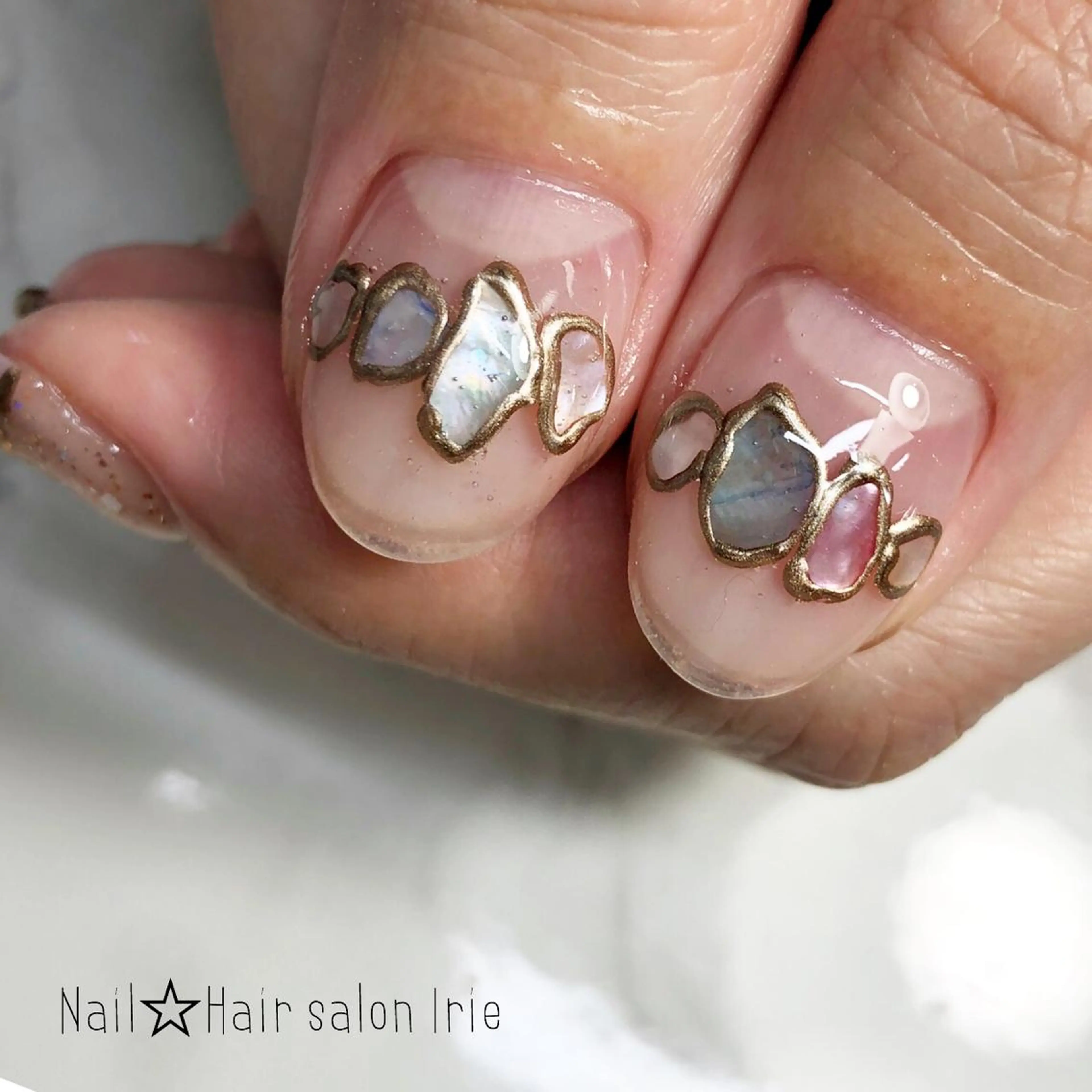 ネイル Hair salon Irie所属・與儀 知佳のネイルデザイン