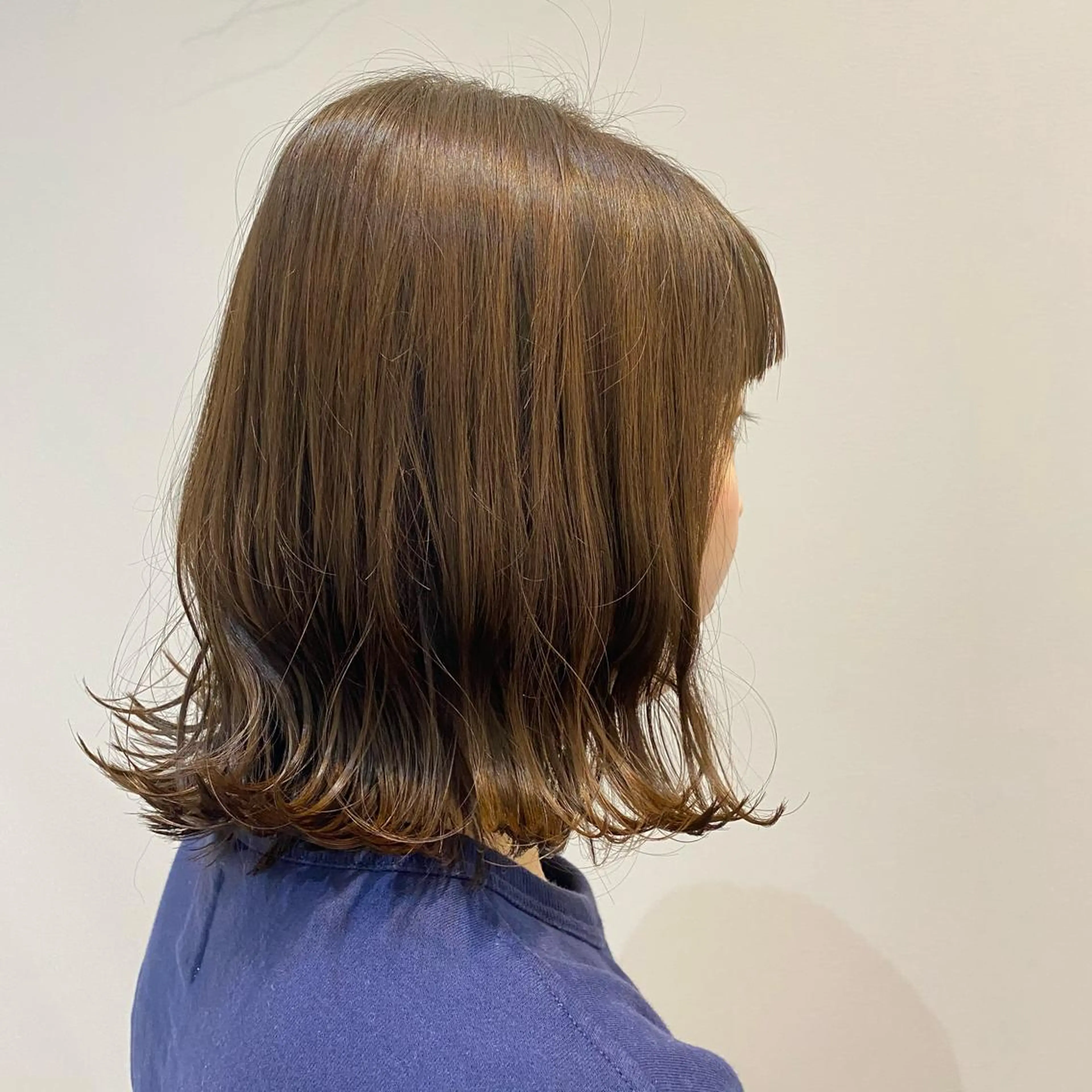 ミディアム カラー カット ヘアカラー 髪質改善／艶カラー 🫧harunaのヘアスタイル