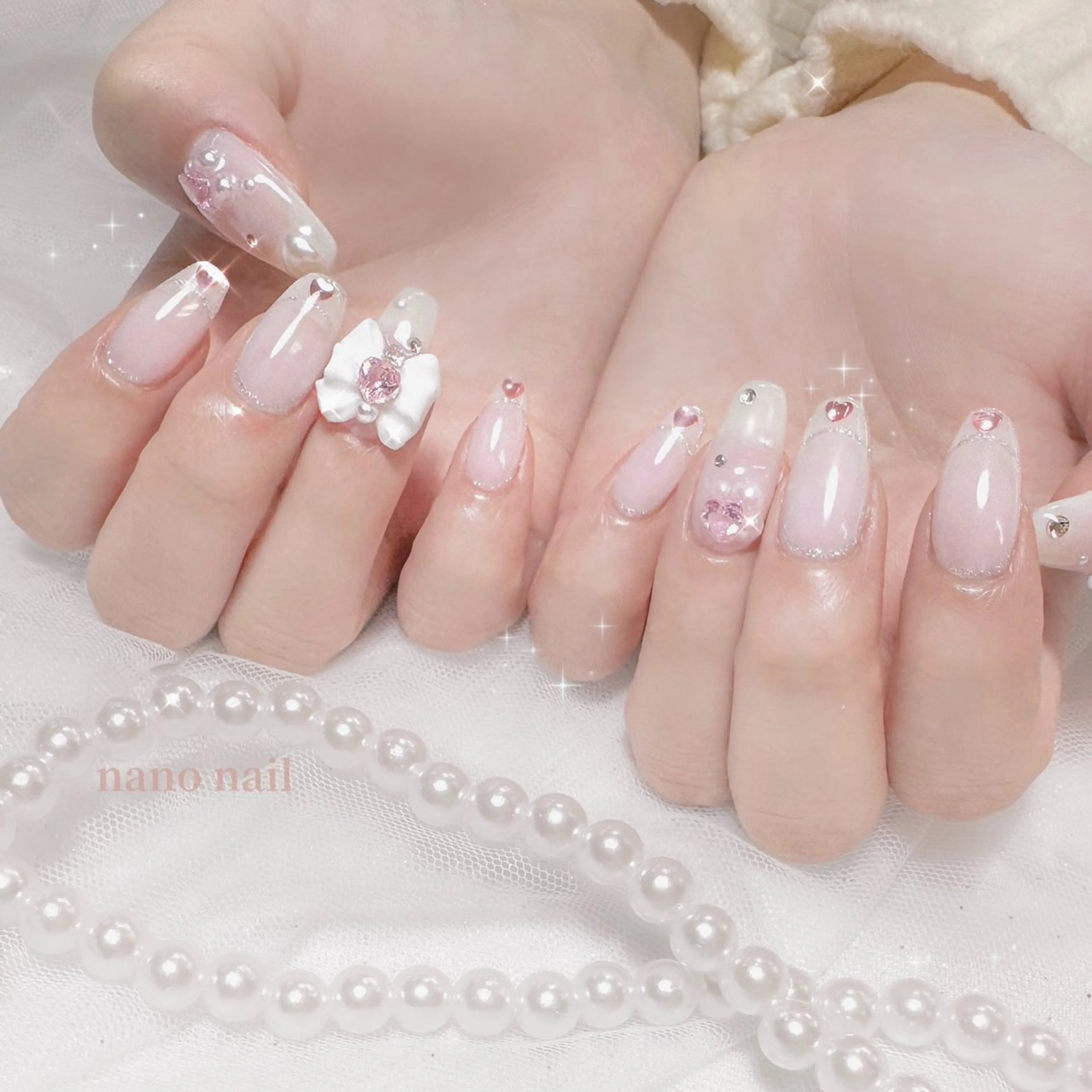ネイル アートネイル ジェルネイル ガーリー 韓国ネイル 持ち込み nano nail☁ 久屋大通💫のネイルデザイン