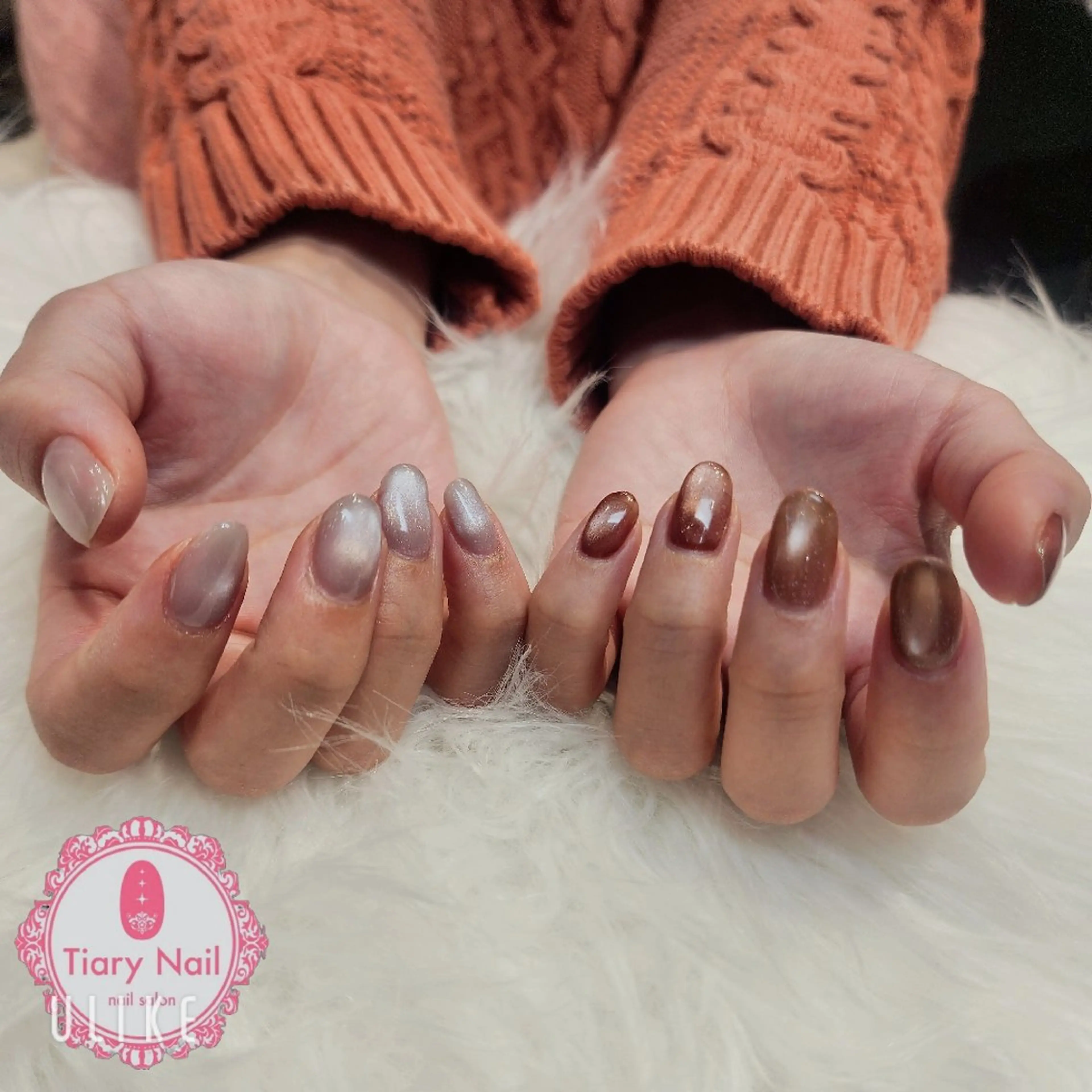 ネイル 💙🤍Tiary M🤍💙のネイルデザイン