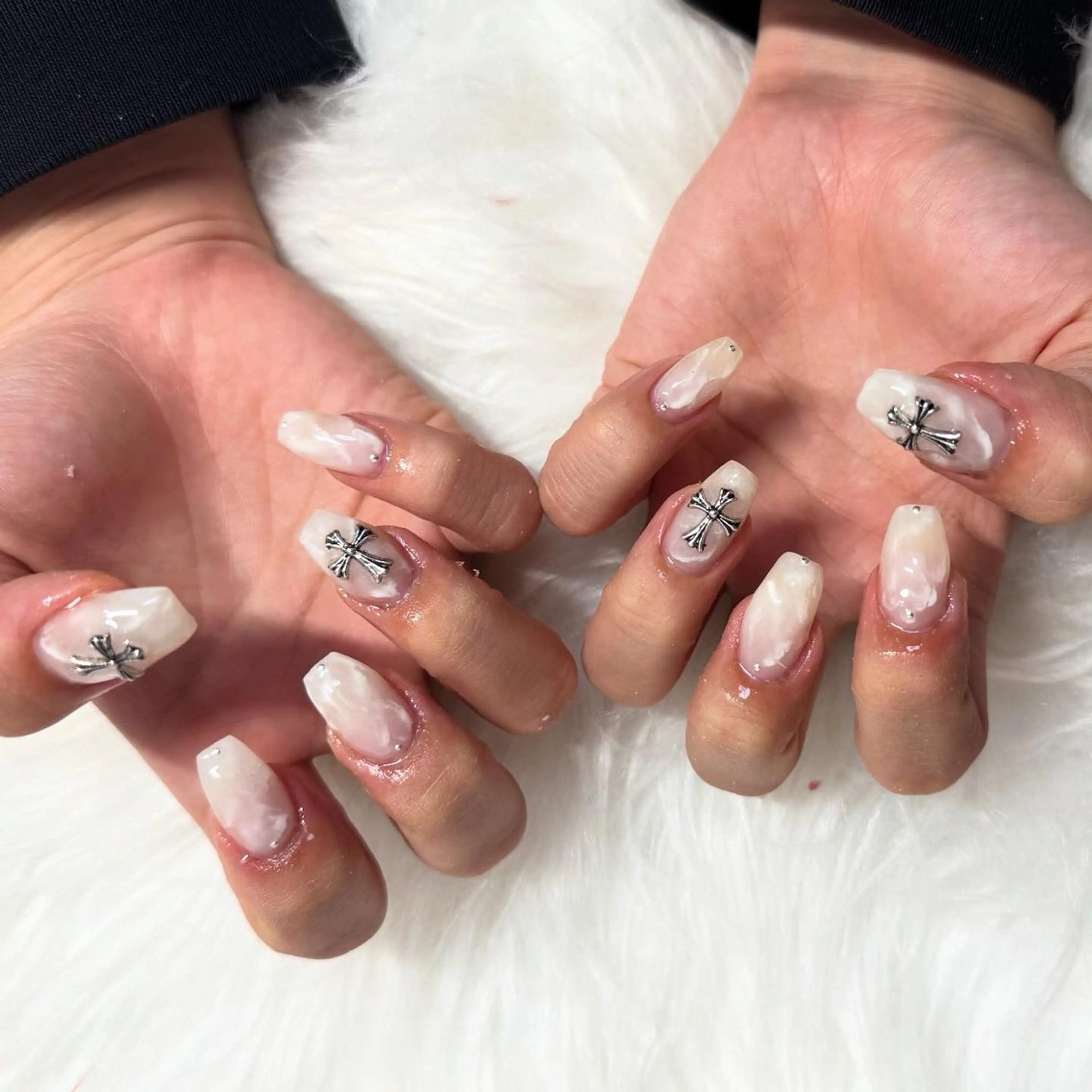 セミロング ハンドネイル mao .のネイルデザイン