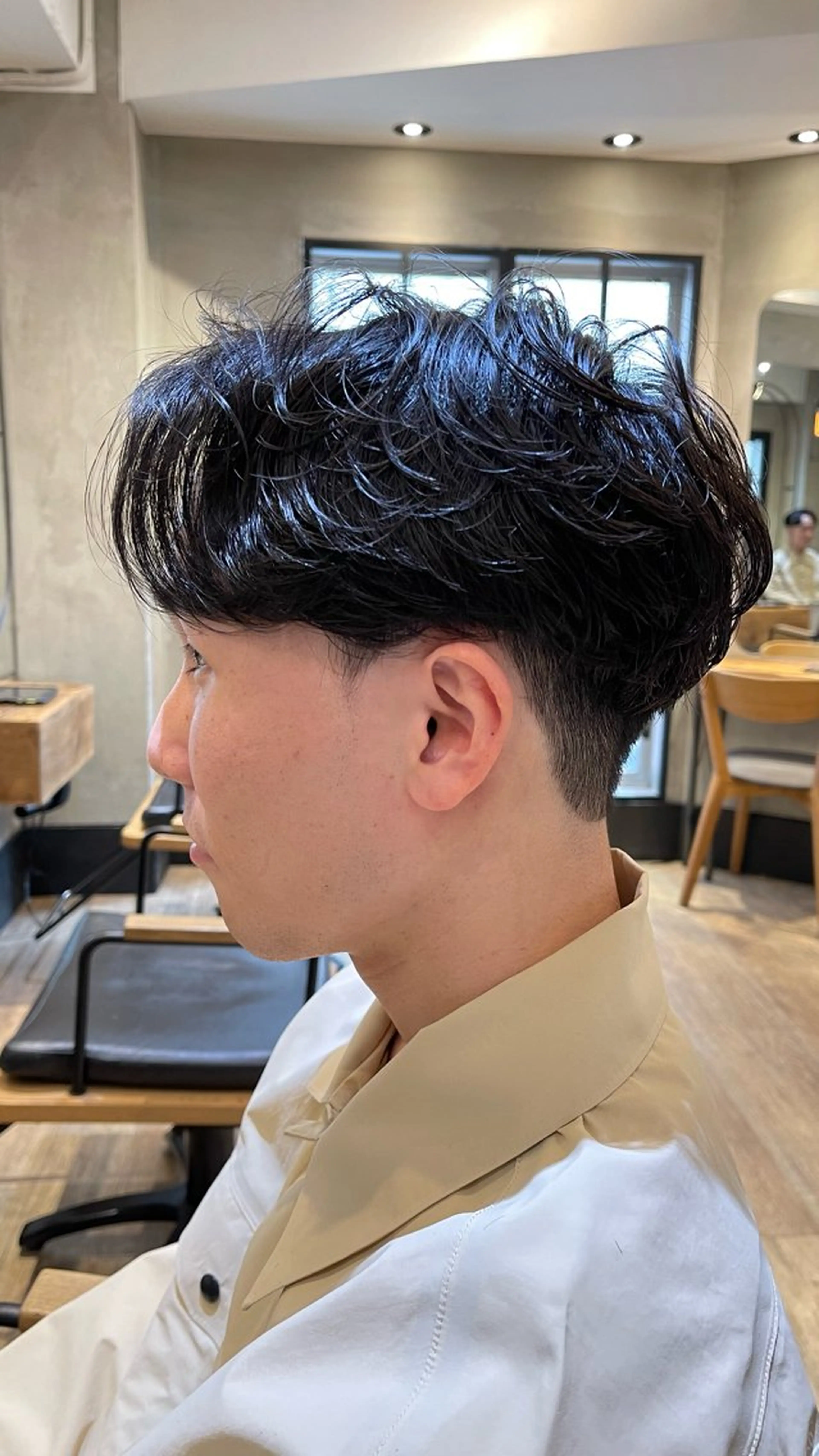 ショート パーマ メンズ ビジネス フェードカット メンズ韓国風 マッシュ メンズパーマ カット パーマ トリートメント ヘアセット lana hair 新宿髪質改善トリートメント新宿三丁目【ラナヘアー】所属・新宿メンズ専門 モテ清潔感パーマ特化のヘアスタイル