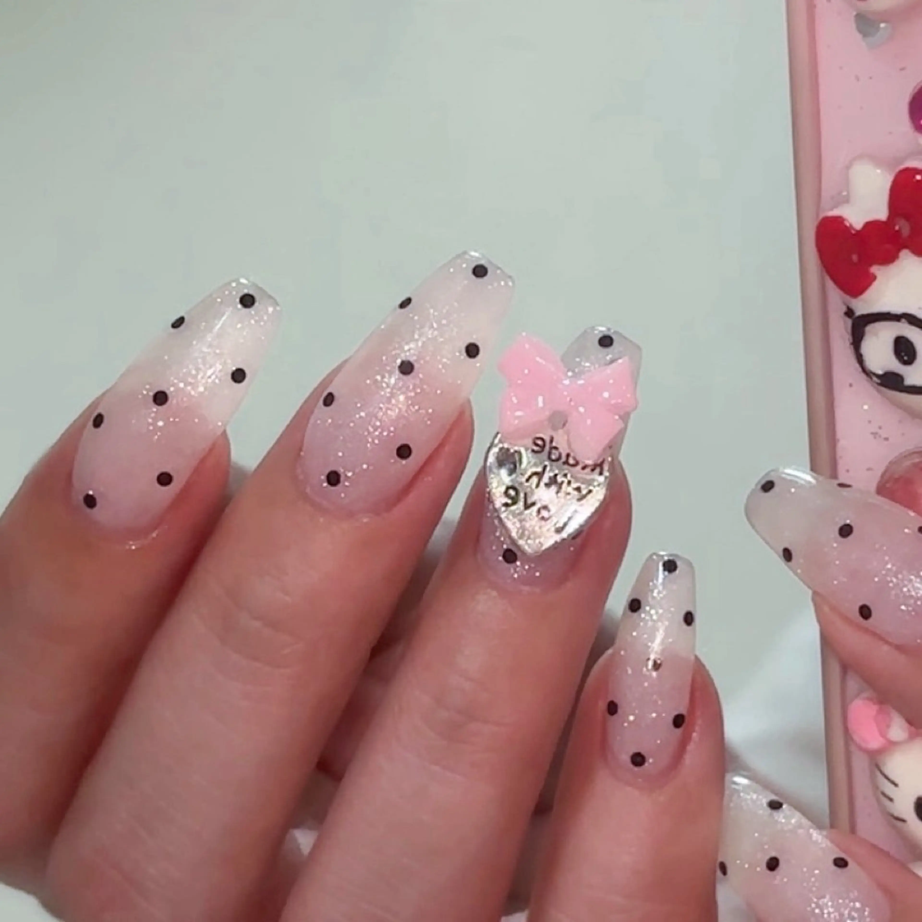 ネイル ハンドネイル フットネイル 直方市ネイルサロン minuitのネイルデザイン