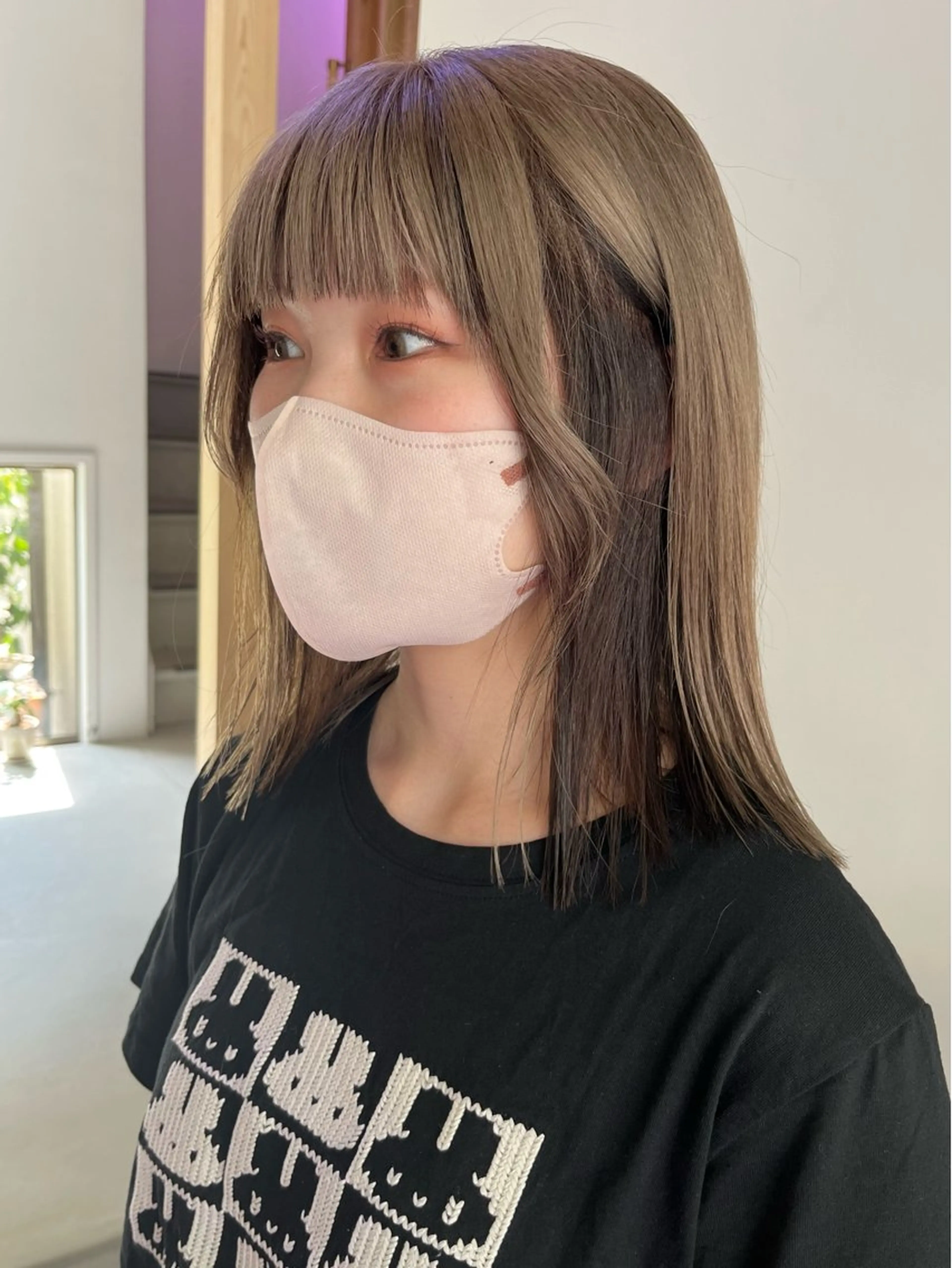 セミロング カラー インナーカラー カット ヘアカラー トリートメント ブリーチなしカラー ダブルカラーエクステのヘアスタイル