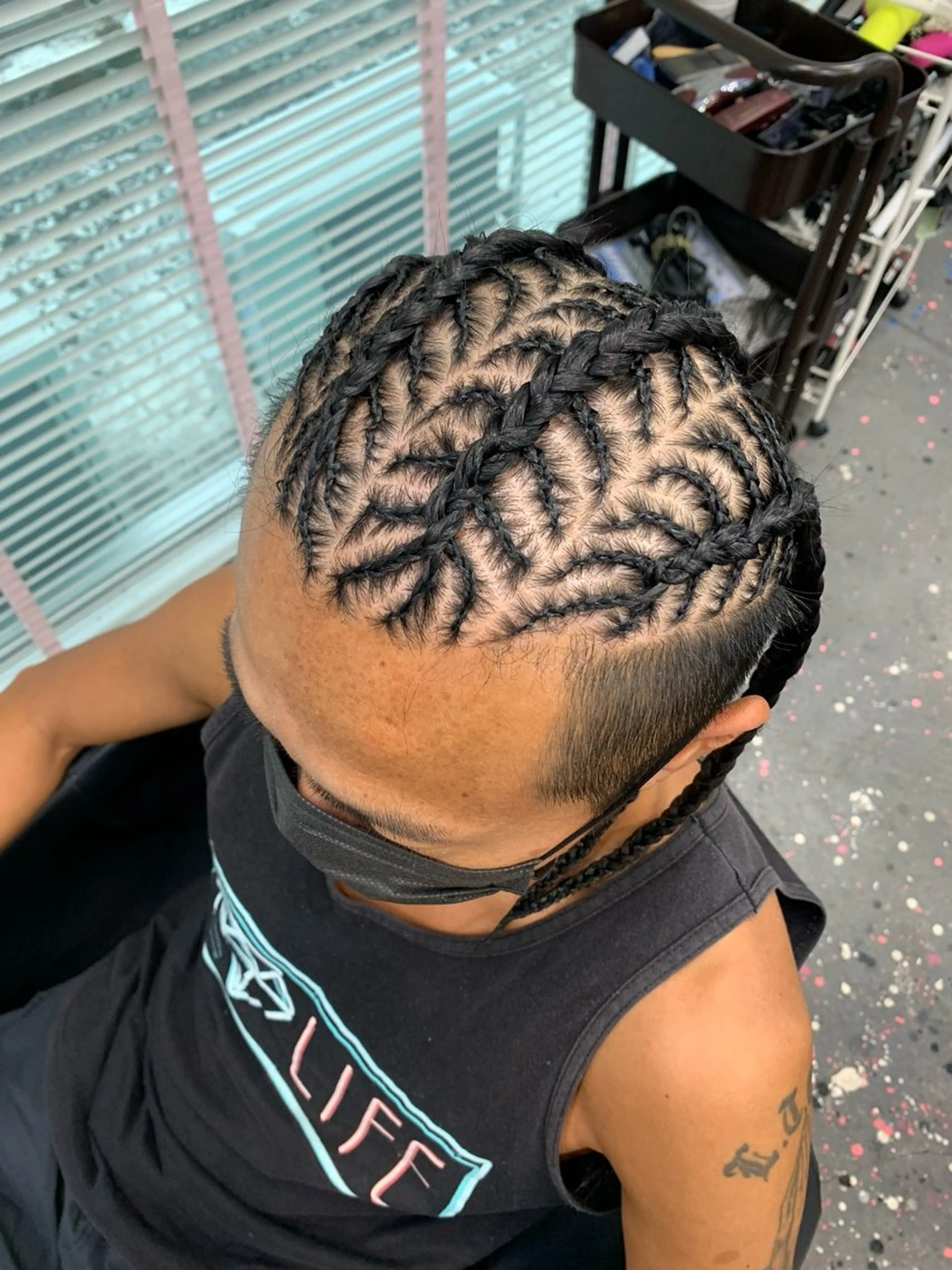 ヘアアレンジ メンズ ツーブロック MEI/ブレイズ/ コーンロウ/茅ヶ崎のヘアスタイル