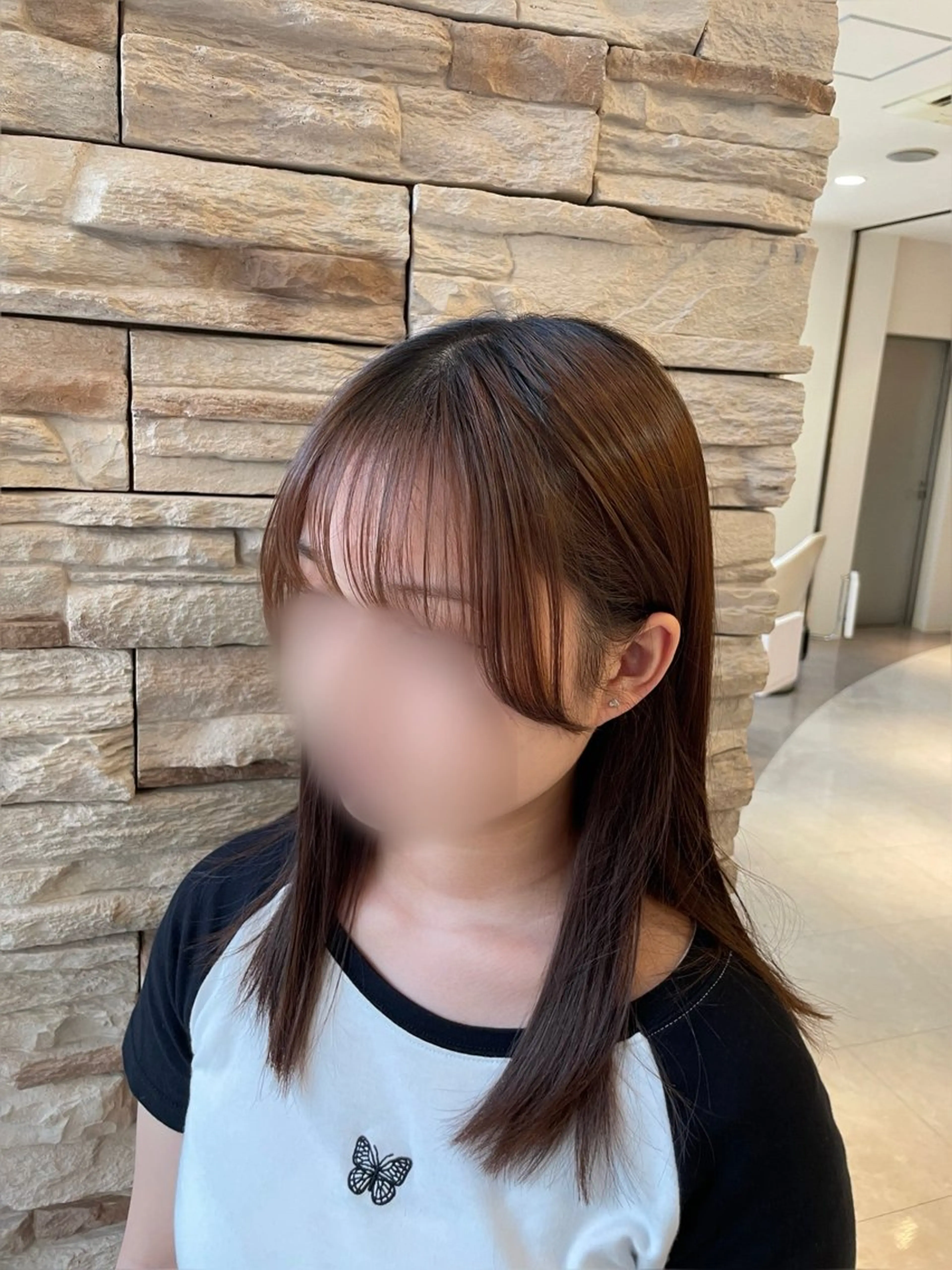 ロング 顔周りカット 小顔カット レナークアリア 梅津美憂のヘアスタイル