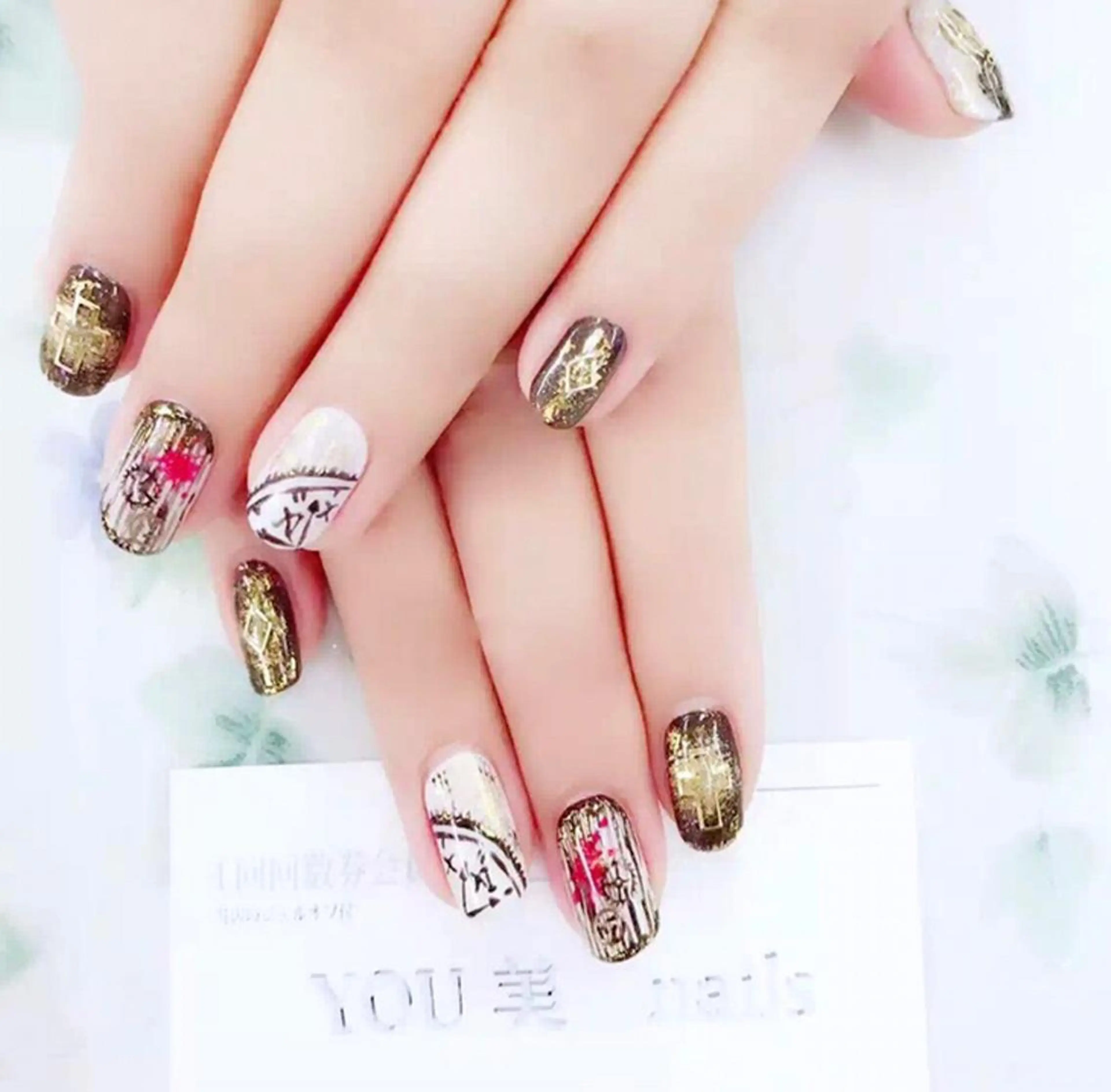 ネイル 小林 加奈のネイルデザイン