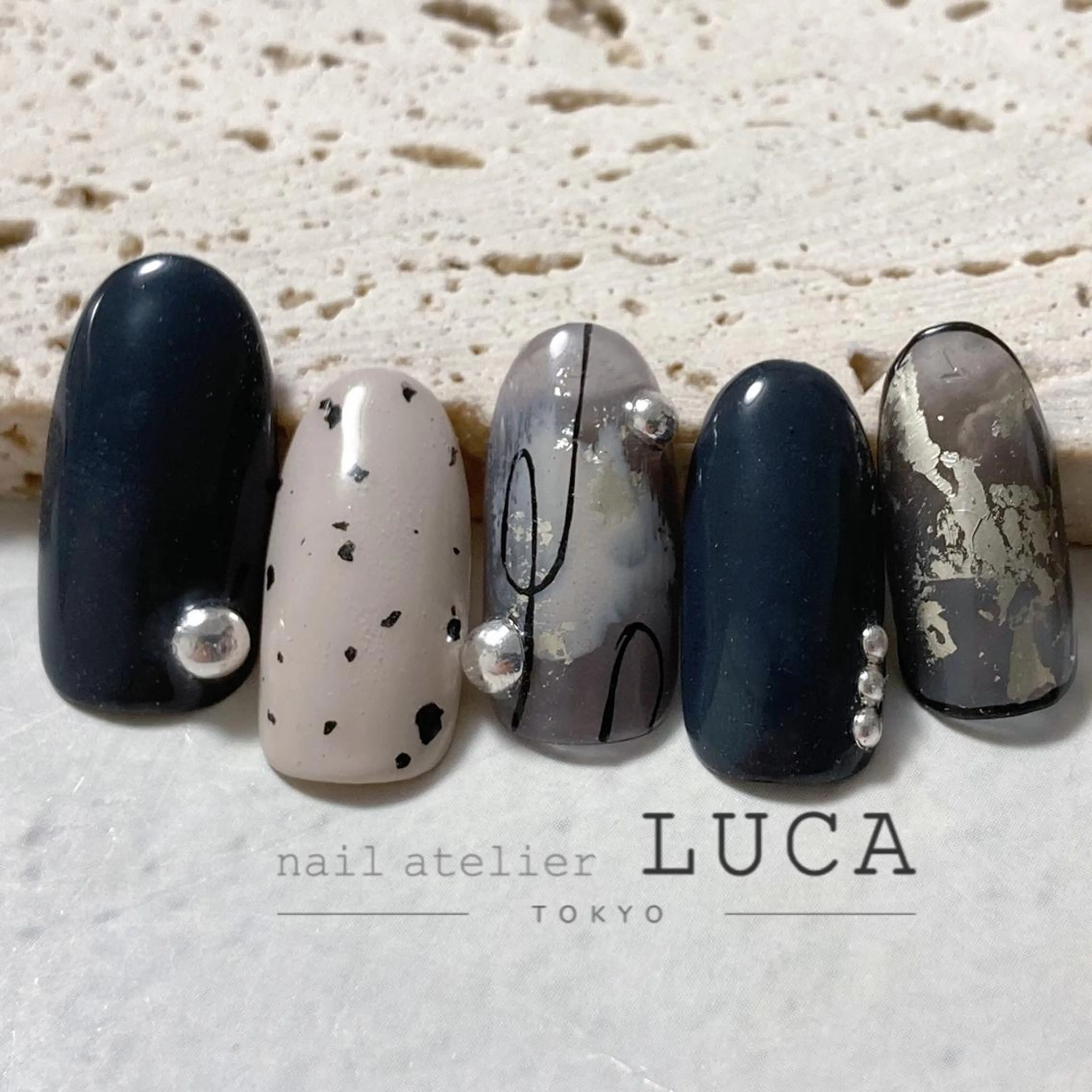 ネイル アートネイル オーロラネイル クリアネイル 長さ出し フットネイル ハンドネイル ネイルアトリエルカ スタッフのネイルデザイン