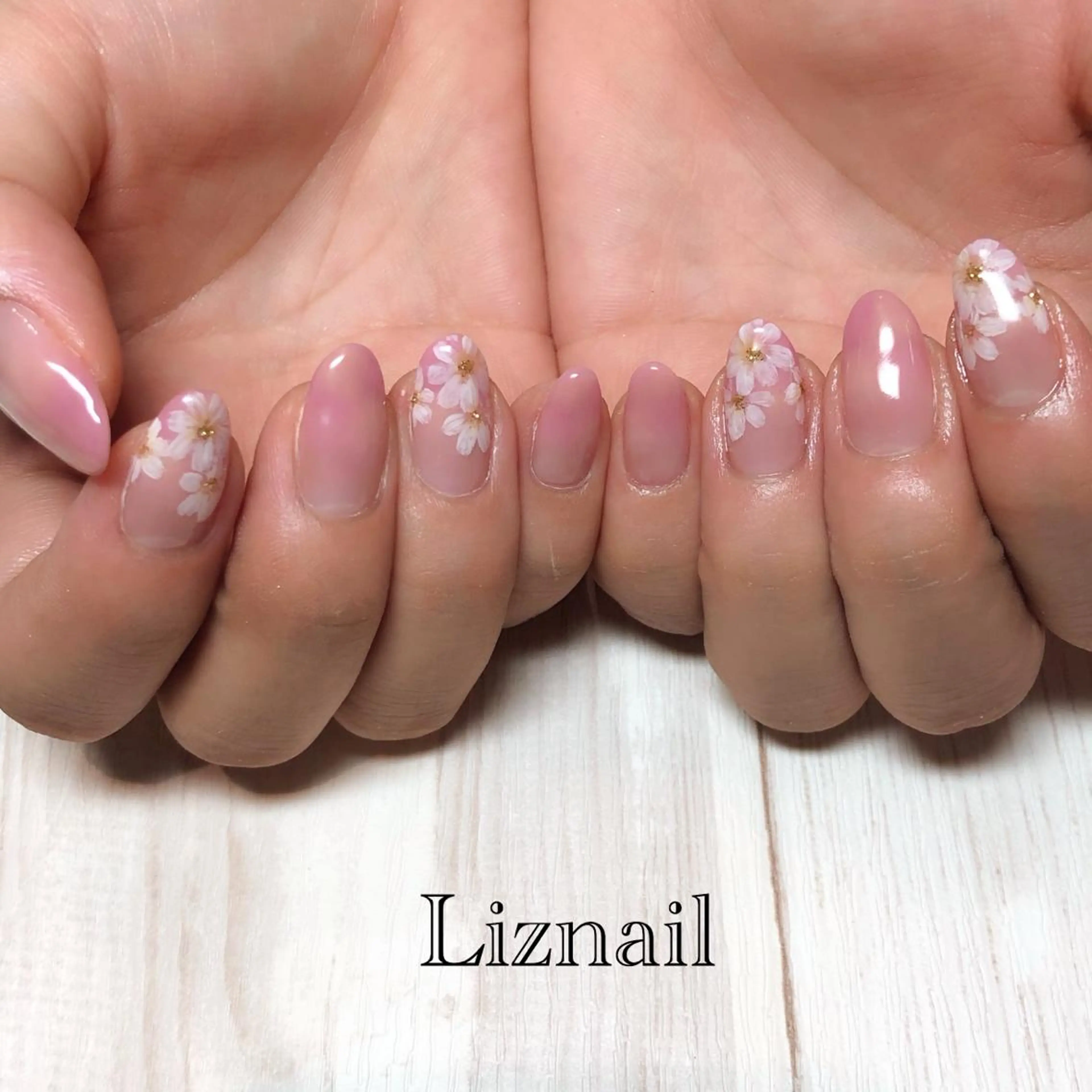 ネイル Rawr / saoriのネイルデザイン