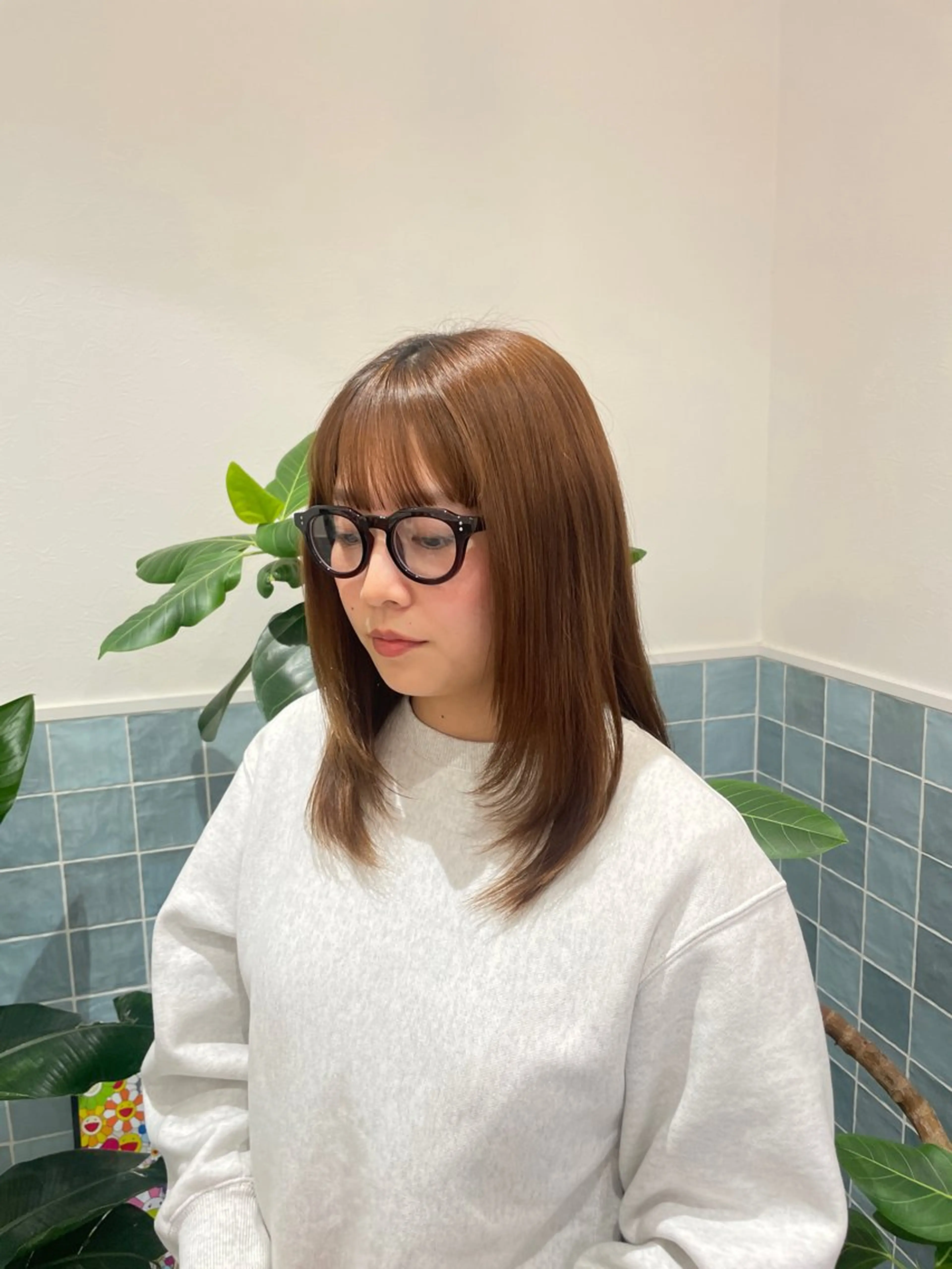 ミディアム 顔周りカット レイヤーカット 🕊髪質改善 ストレート🕊まいのヘアスタイル