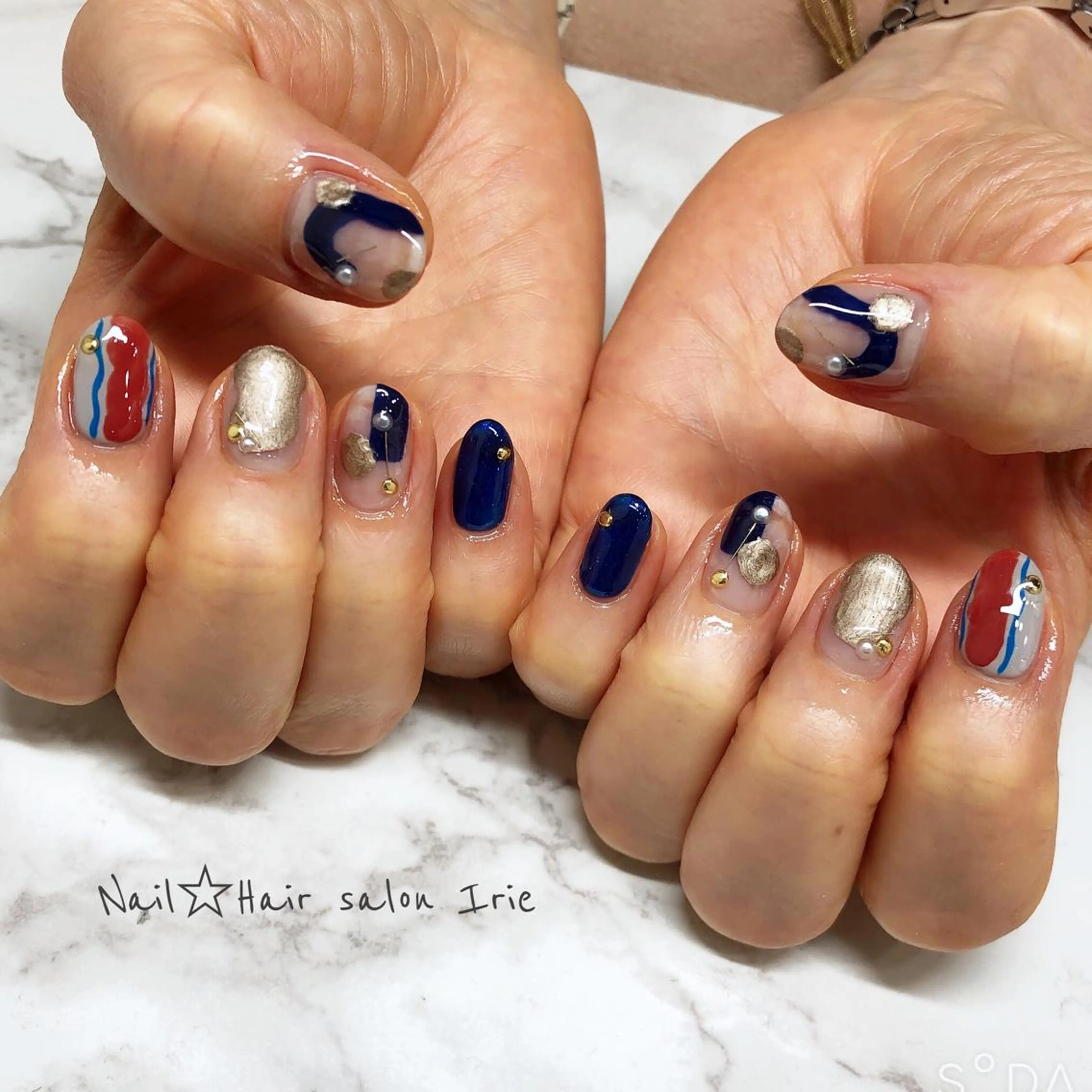 ネイル ハンドネイル 與儀 知佳のネイルデザイン