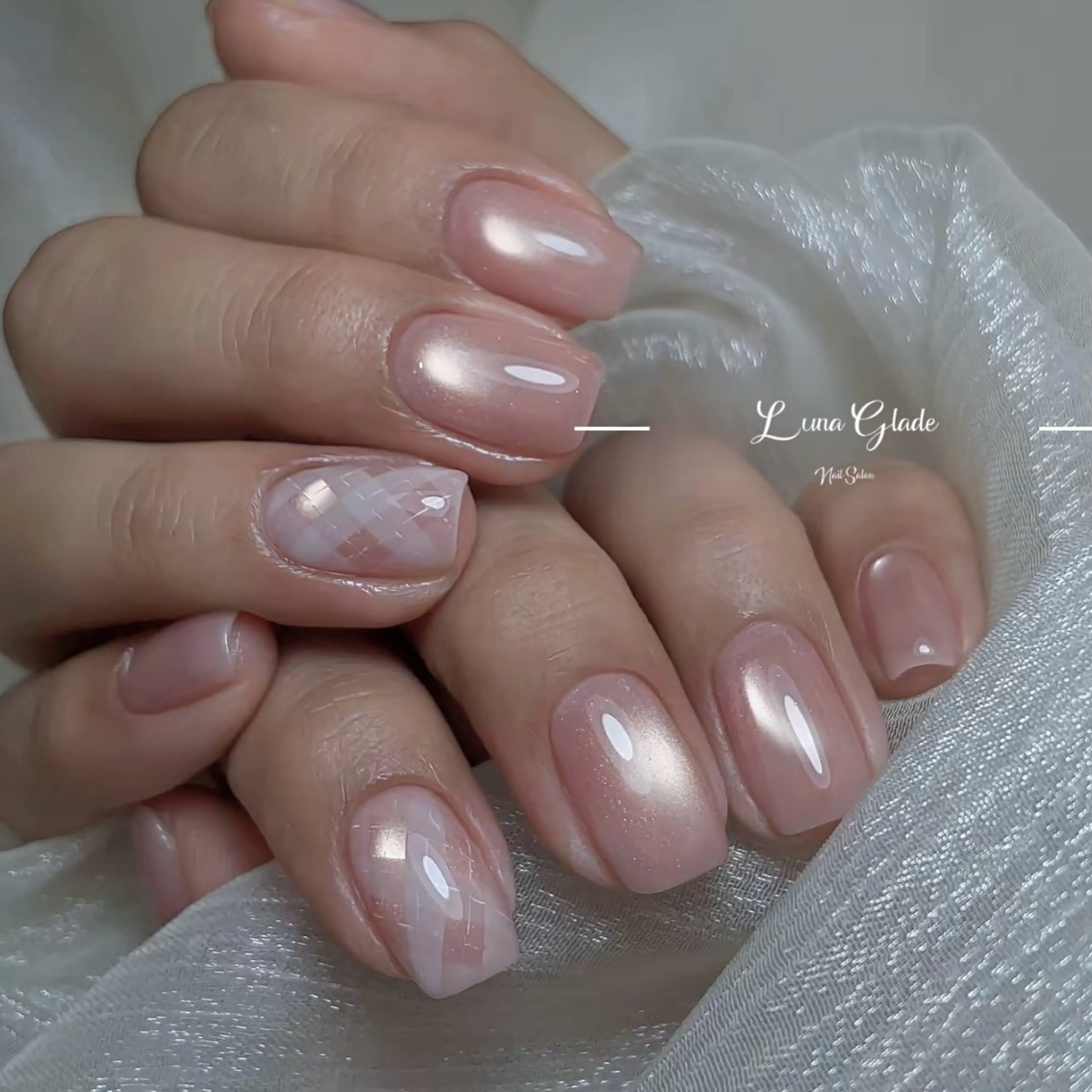 ネイル ハンドネイル Luna Gladeのネイルデザイン