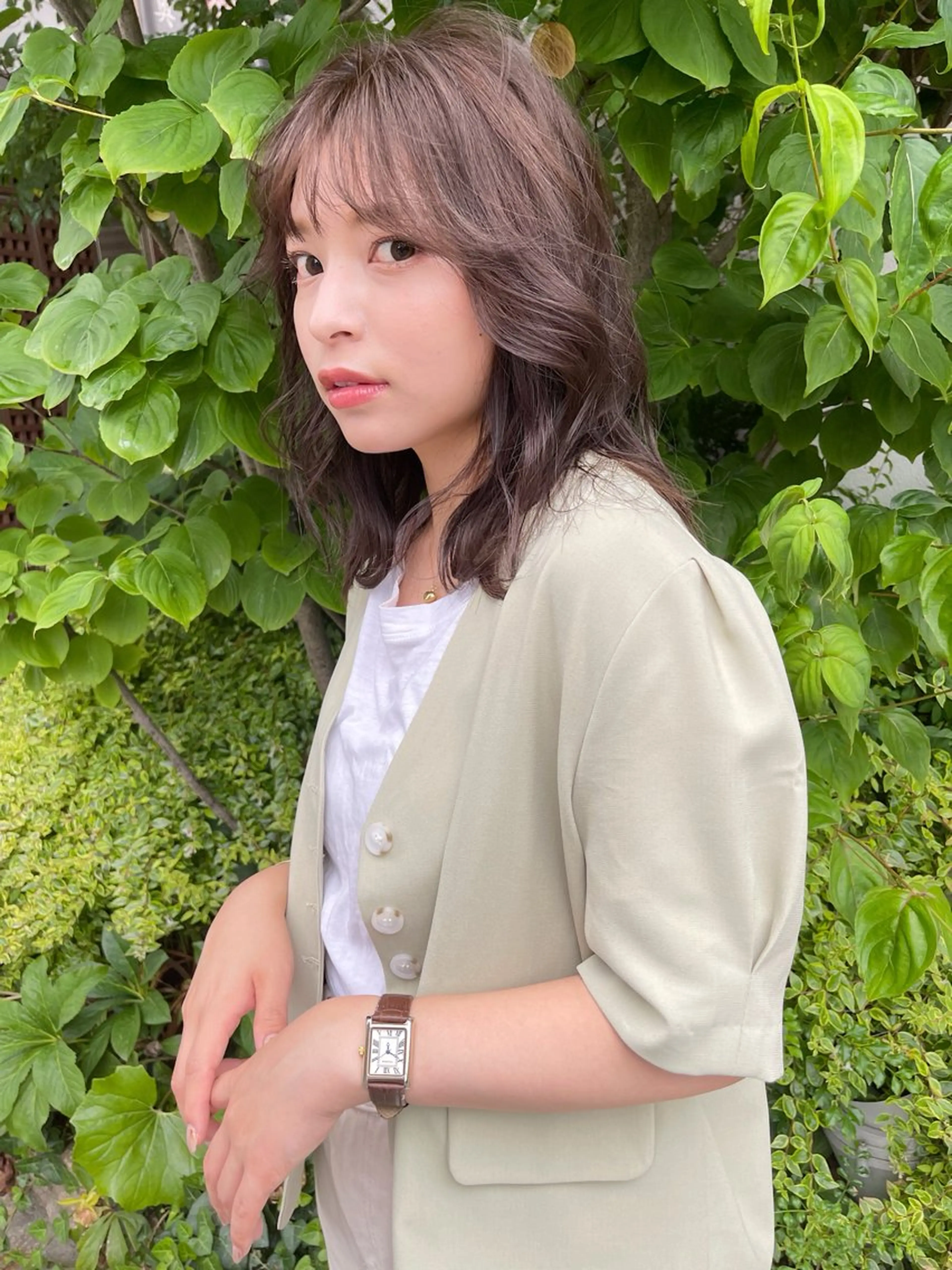 ミディアム カラー ブリーチ ブラウンカラー チョコレートブラウン ダブルカラー ブリーチなしカラー ヘアカラー トリートメント AiM 大名　似合わせカットのヘアスタイル