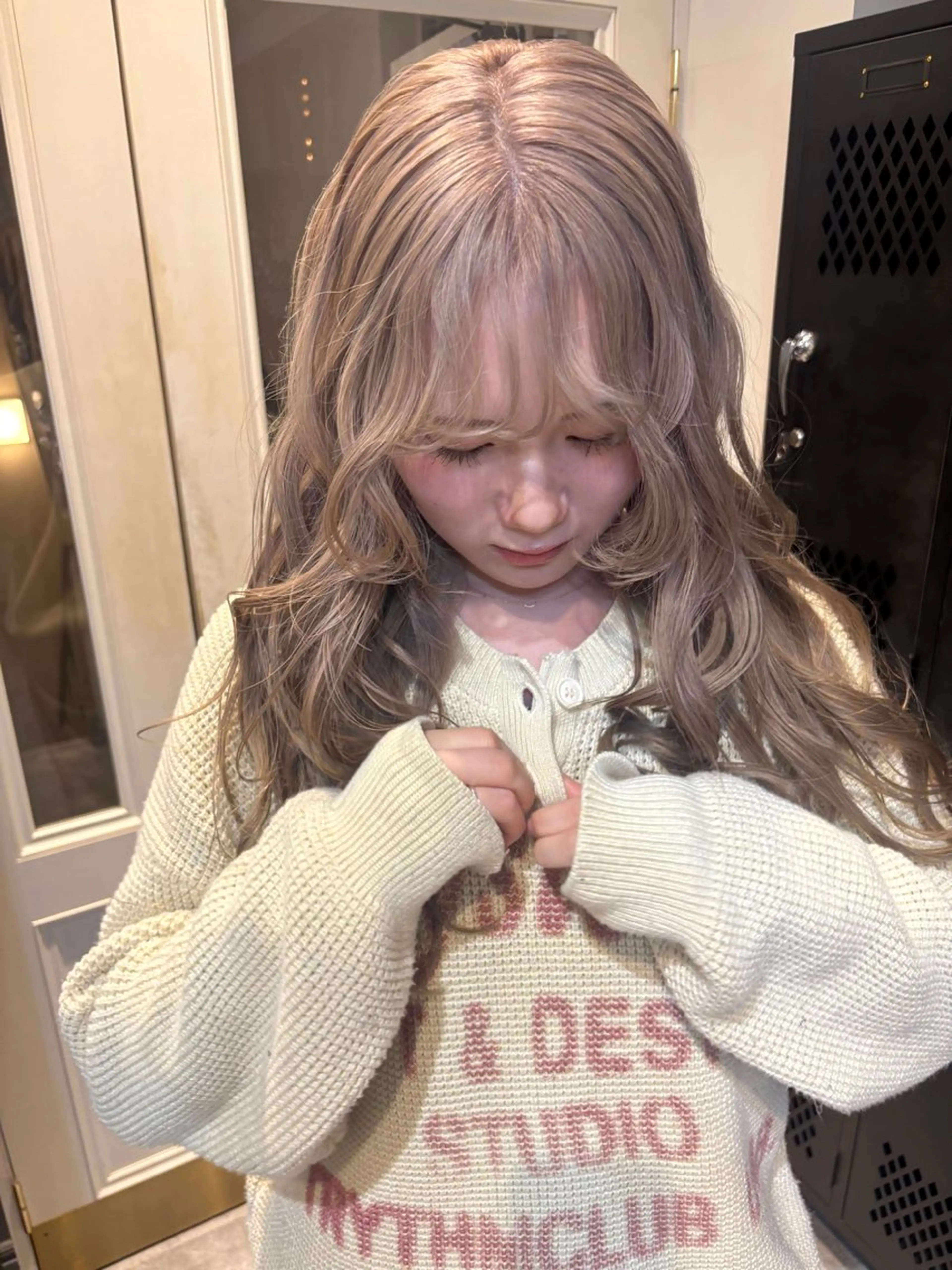 【ハイトーンベージュ限定🤎】 カット ＋ ケアブリーチ1回(リタッチ含む) ＋ 透明感カラー✨️の写真