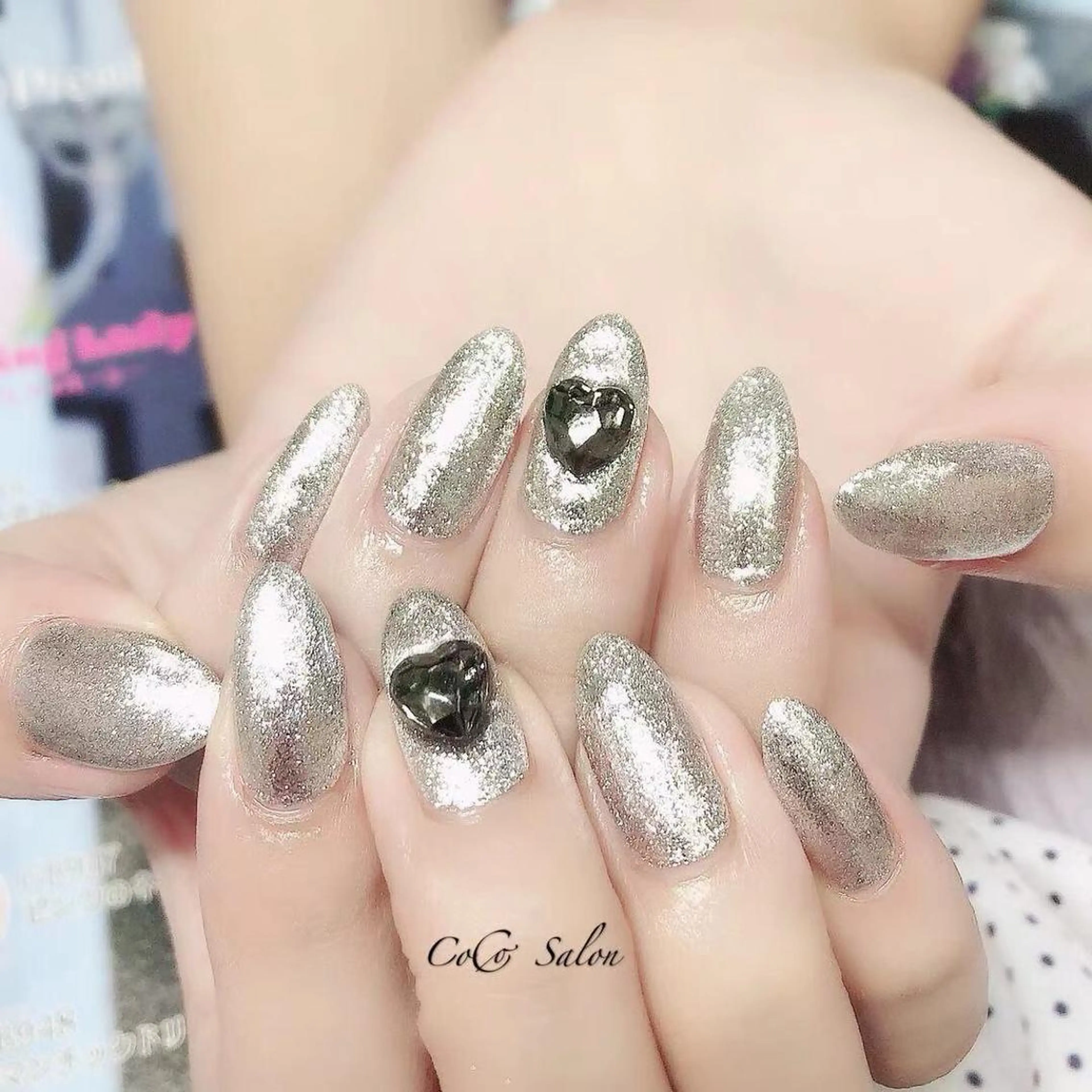 ネイル キラキラネイル シンプルネイル ハンドネイル CoCoSalon ネイル/まつ毛予約のネイルデザイン