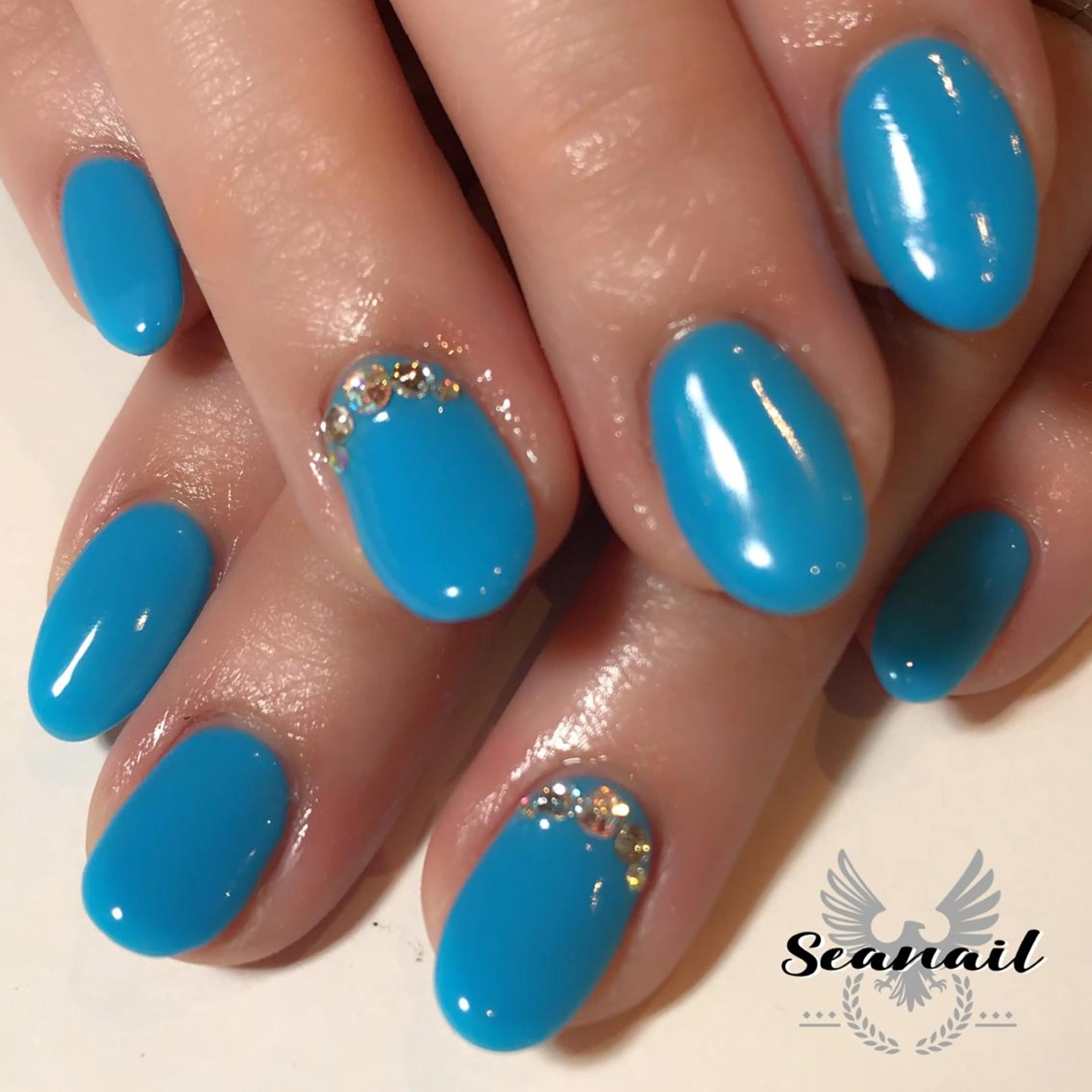 ネイル 小尾 栞のネイルデザイン